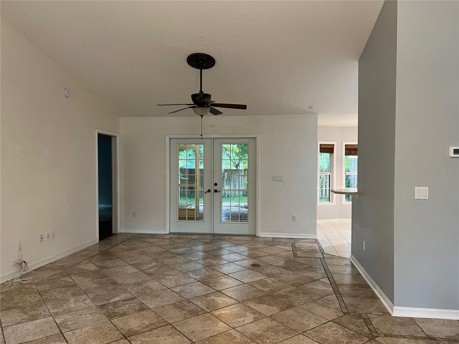 Image 6 of 29 For 7023 85th Terrace