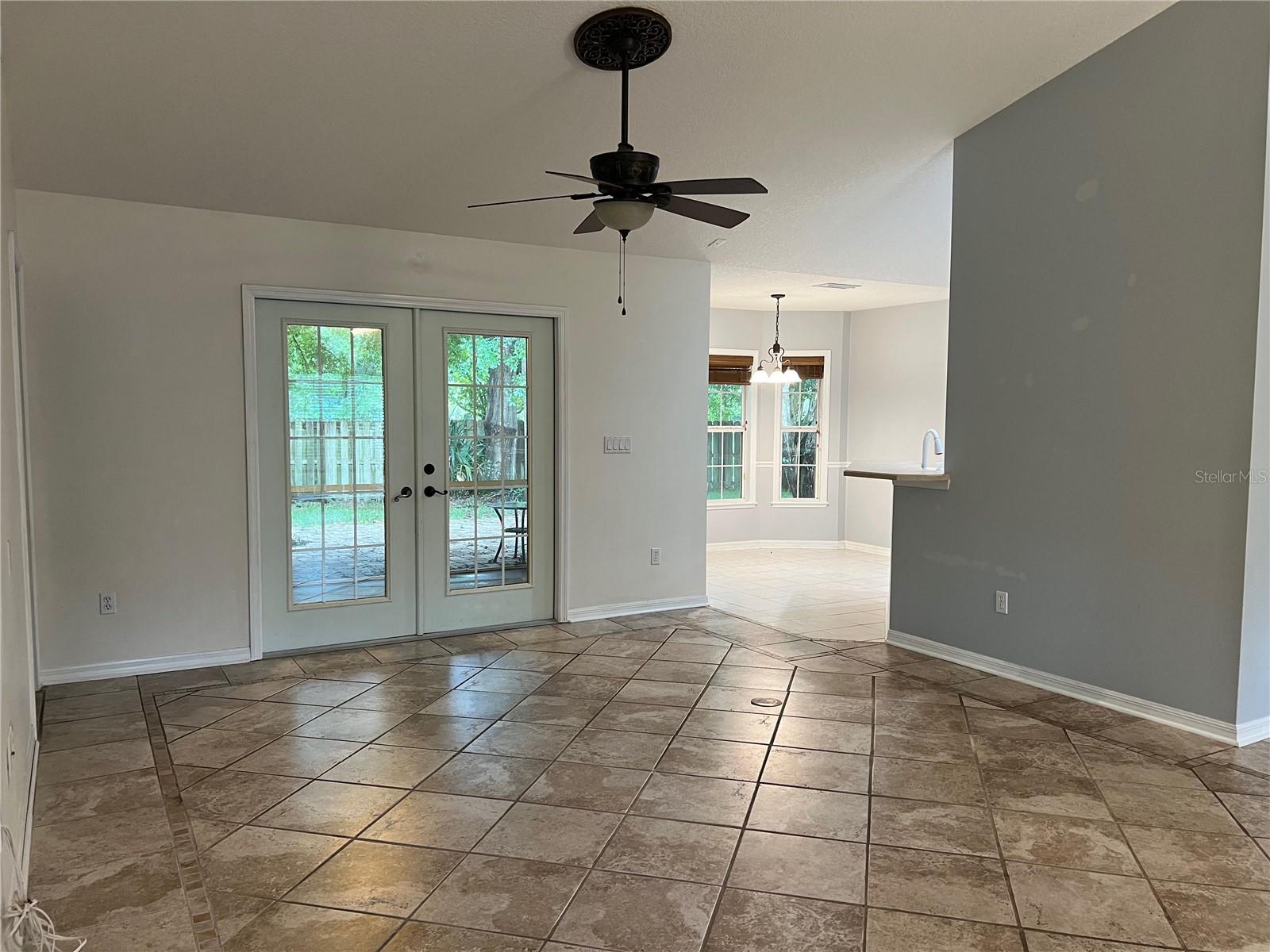 Image 7 of 29 For 7023 85th Terrace