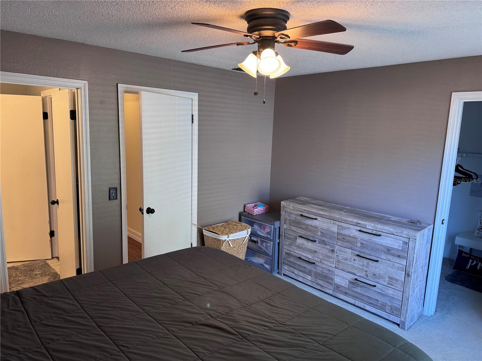 Image 12 of 24 For 9481 Highland Oak Drive 715