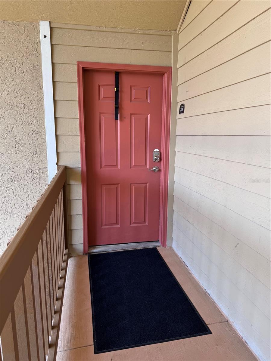 Image 3 of 24 For 9481 Highland Oak Drive 715