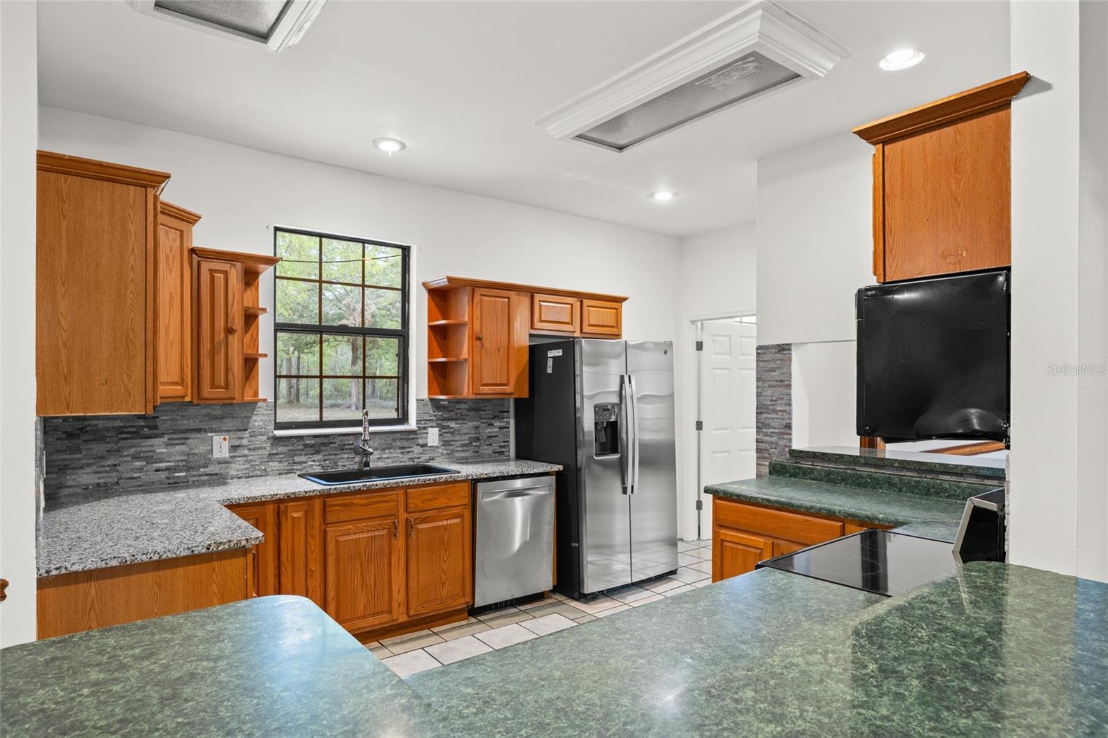 Image 11 of 33 For 1520 Drew Feagle Avenue