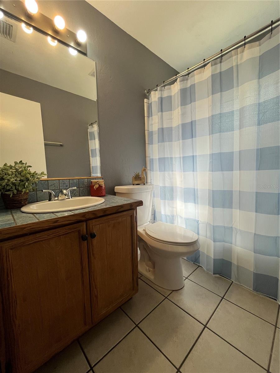 Image 10 of 92 For 216 75th Terrace