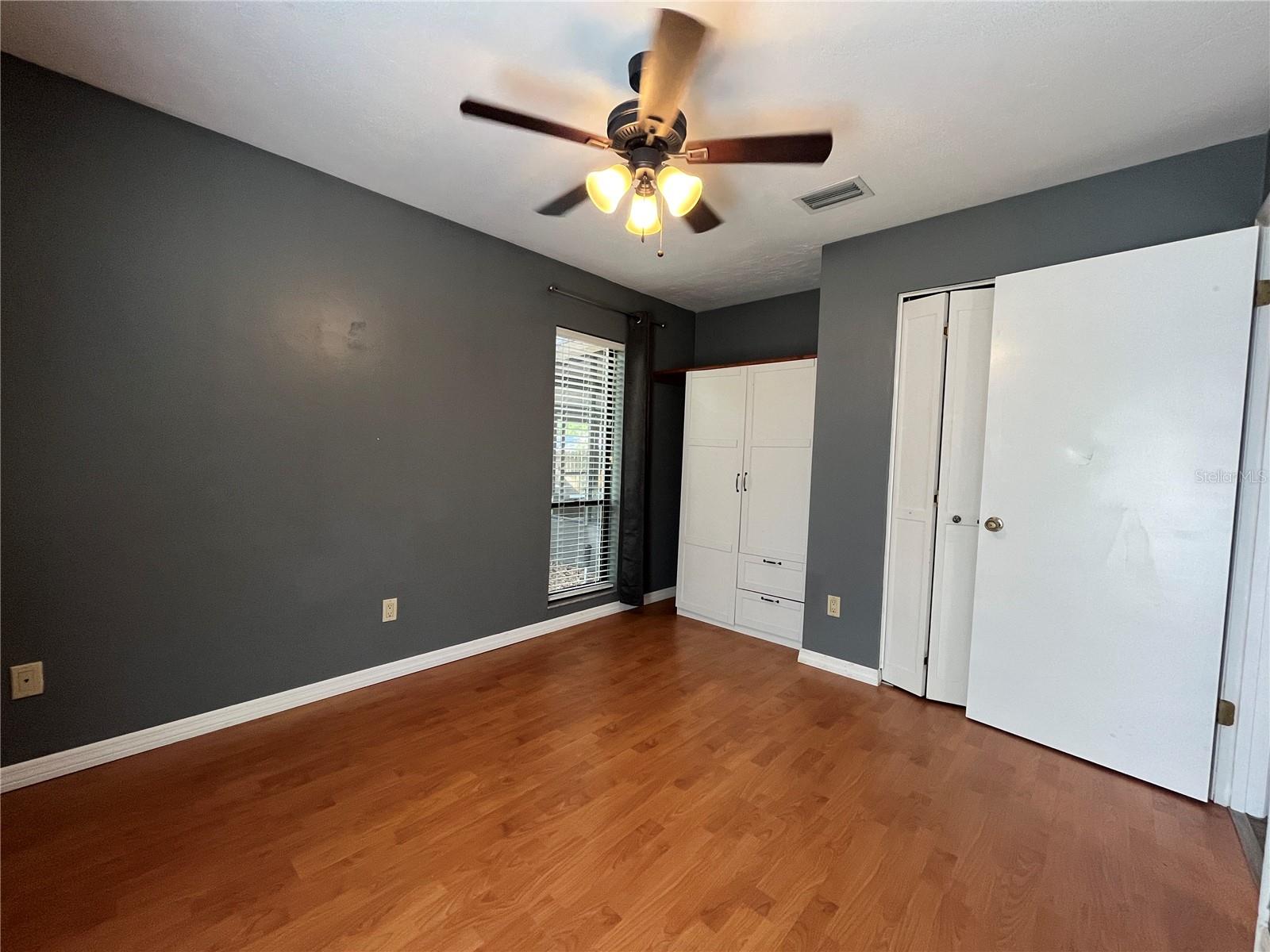 Image 12 of 92 For 216 75th Terrace