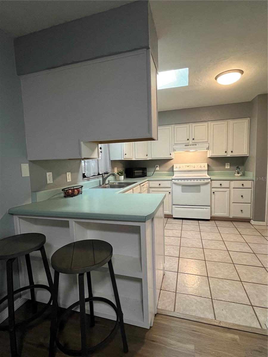 Image 15 of 92 For 216 75th Terrace