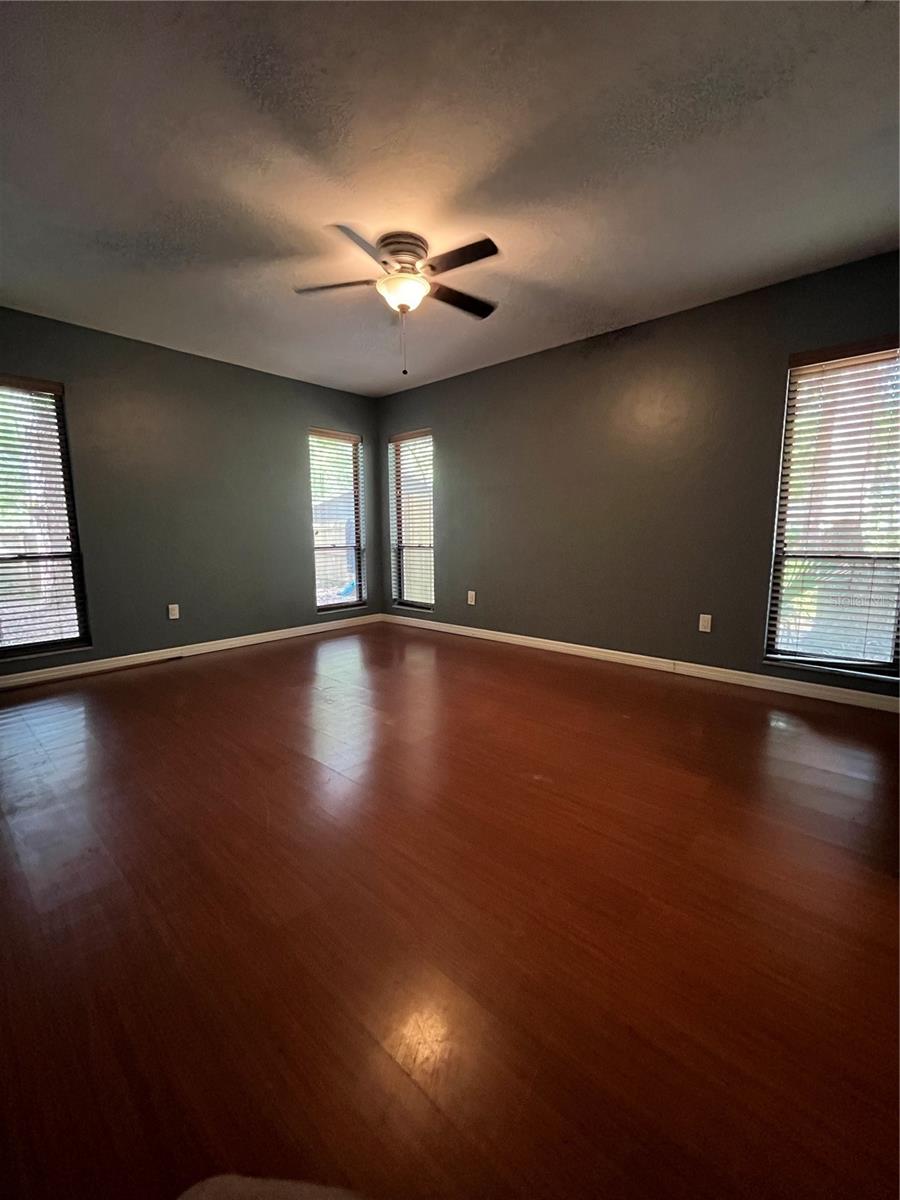 Image 18 of 92 For 216 75th Terrace