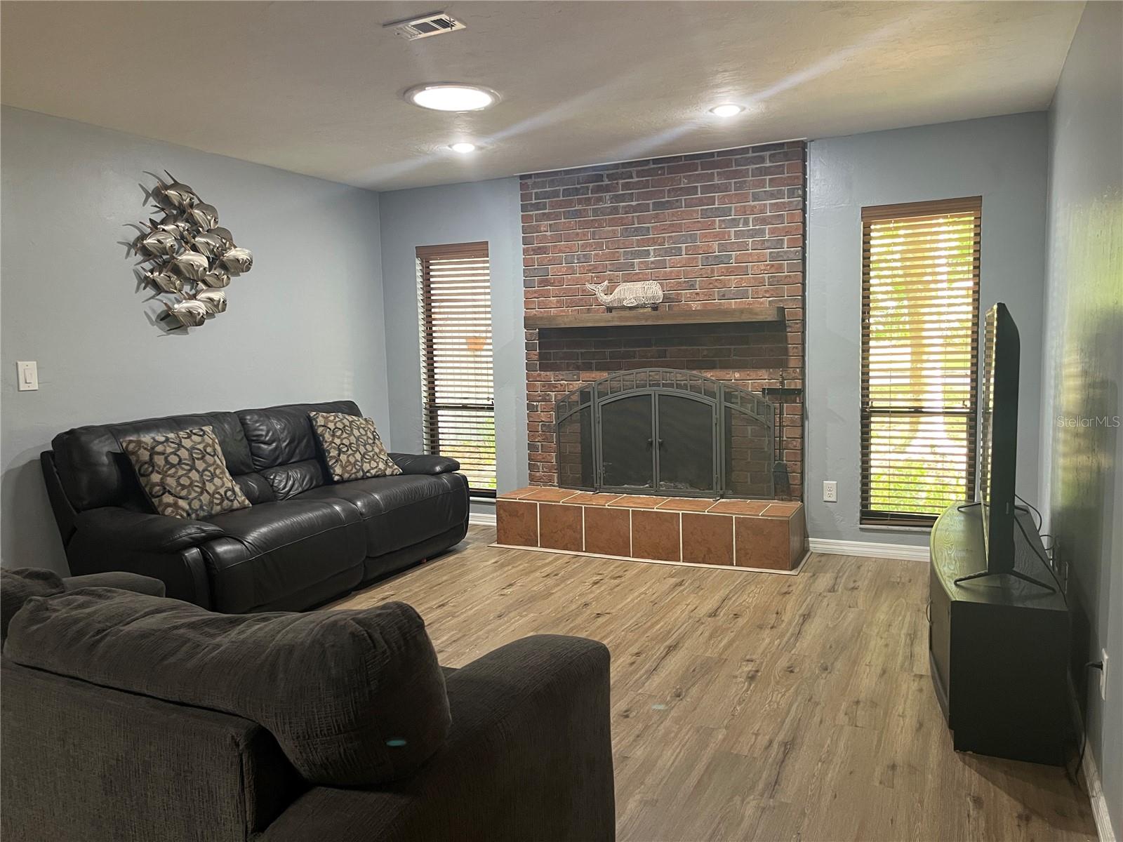 Image 2 of 92 For 216 75th Terrace