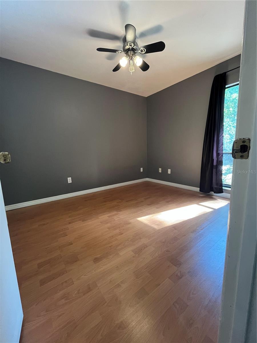 Image 6 of 92 For 216 75th Terrace