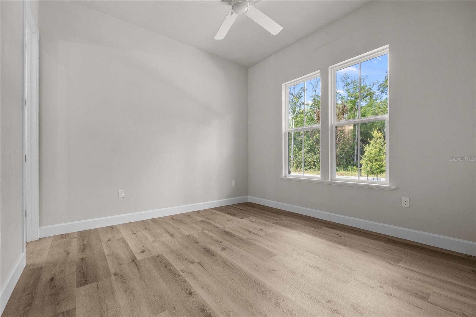 Image 14 of 37 For 13425 9th Road