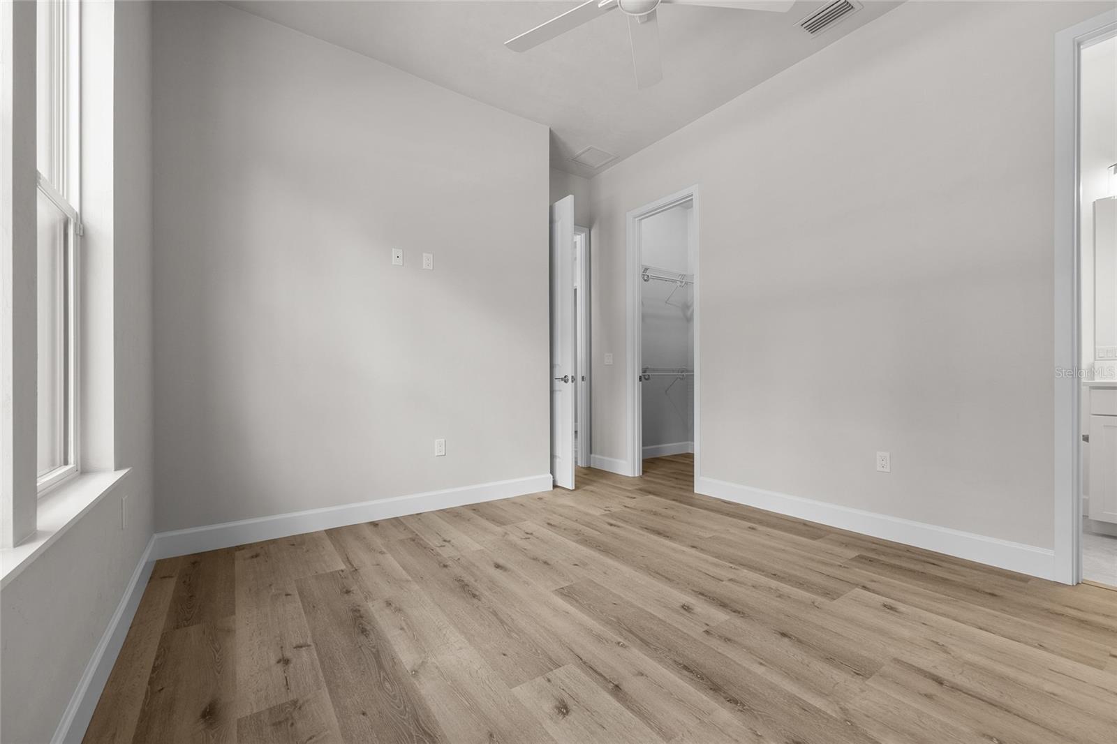 Image 15 of 37 For 13425 9th Road