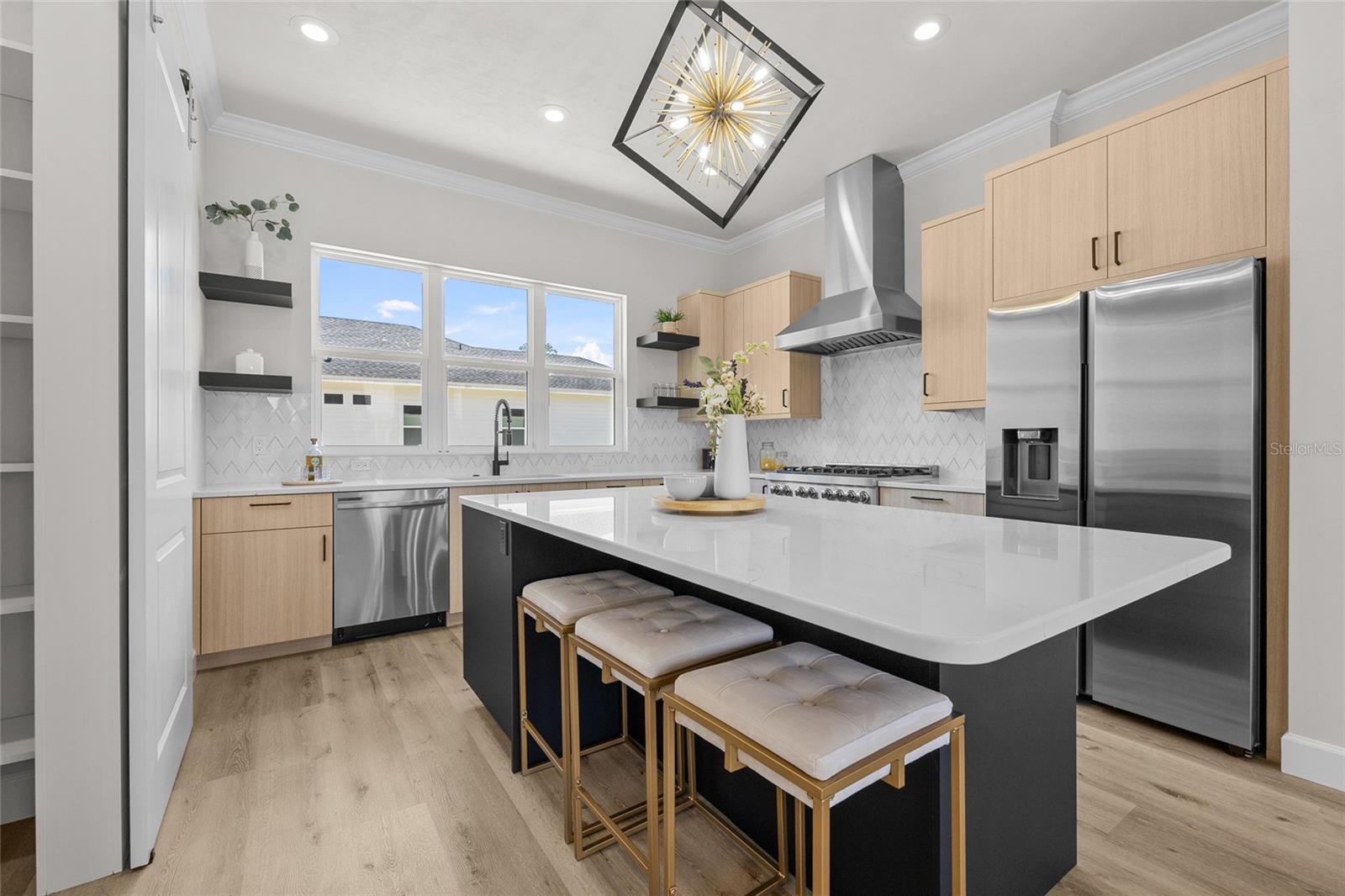 Image 4 of 37 For 13425 9th Road