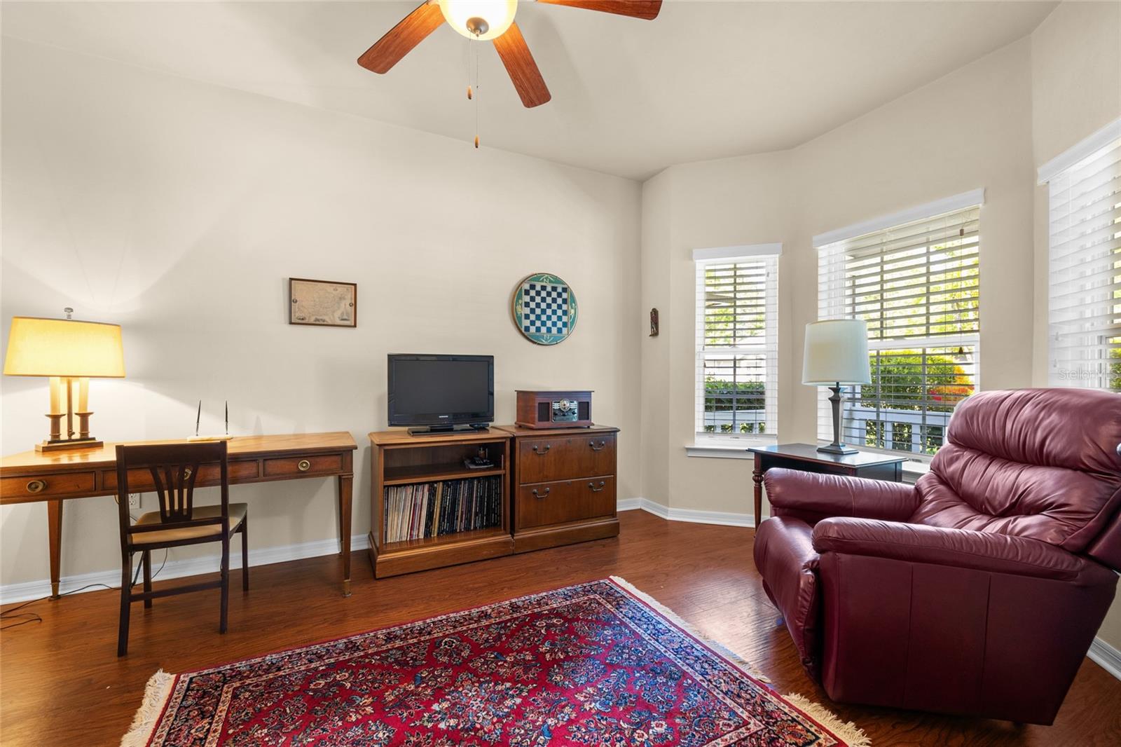 Image 23 of 37 For 7906 79th Drive