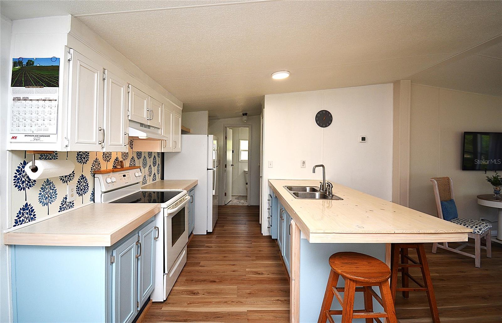 Image 7 of 26 For 10710 114th Street
