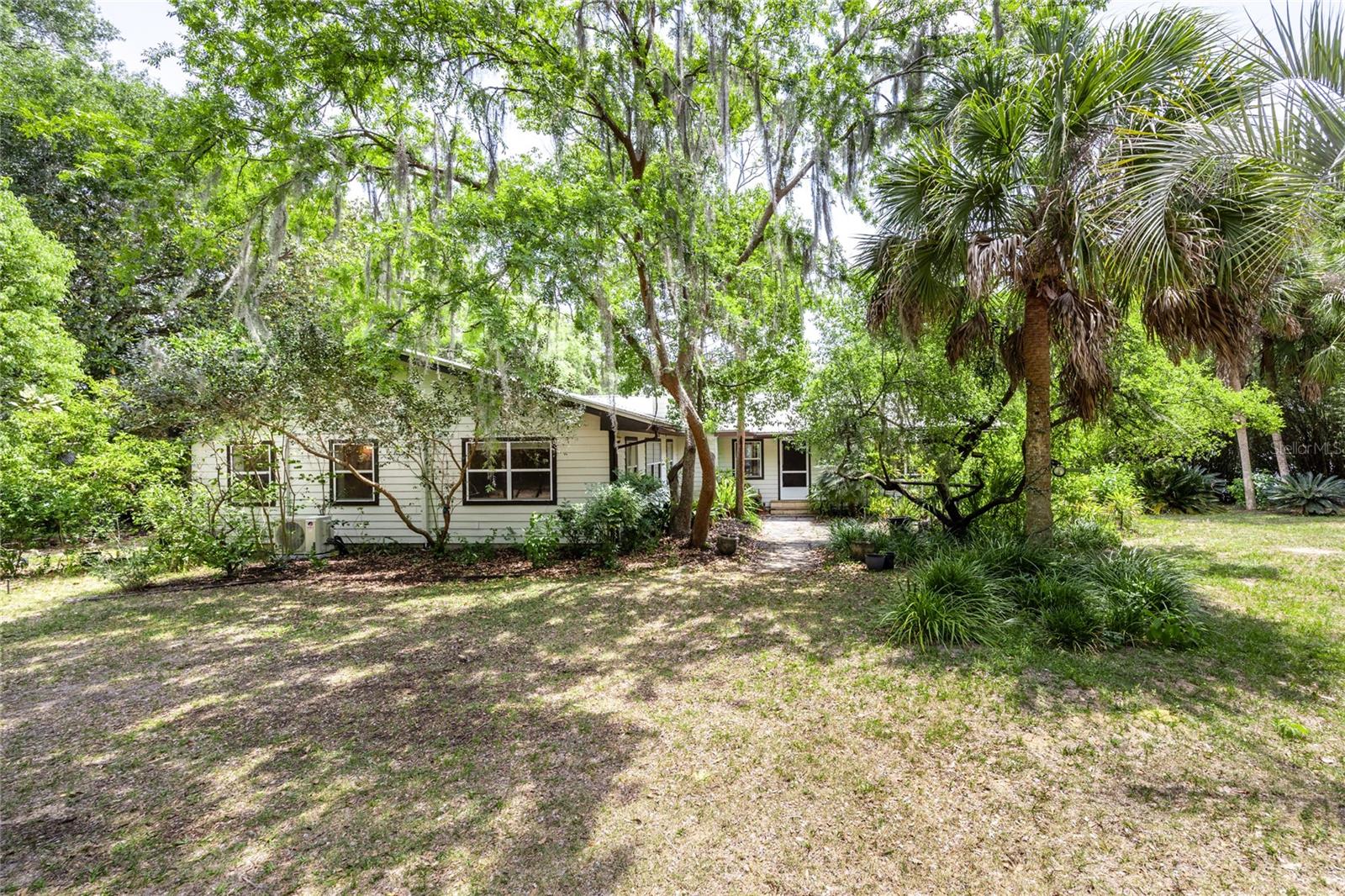 Image 4 of 62 For 124 Mason Road