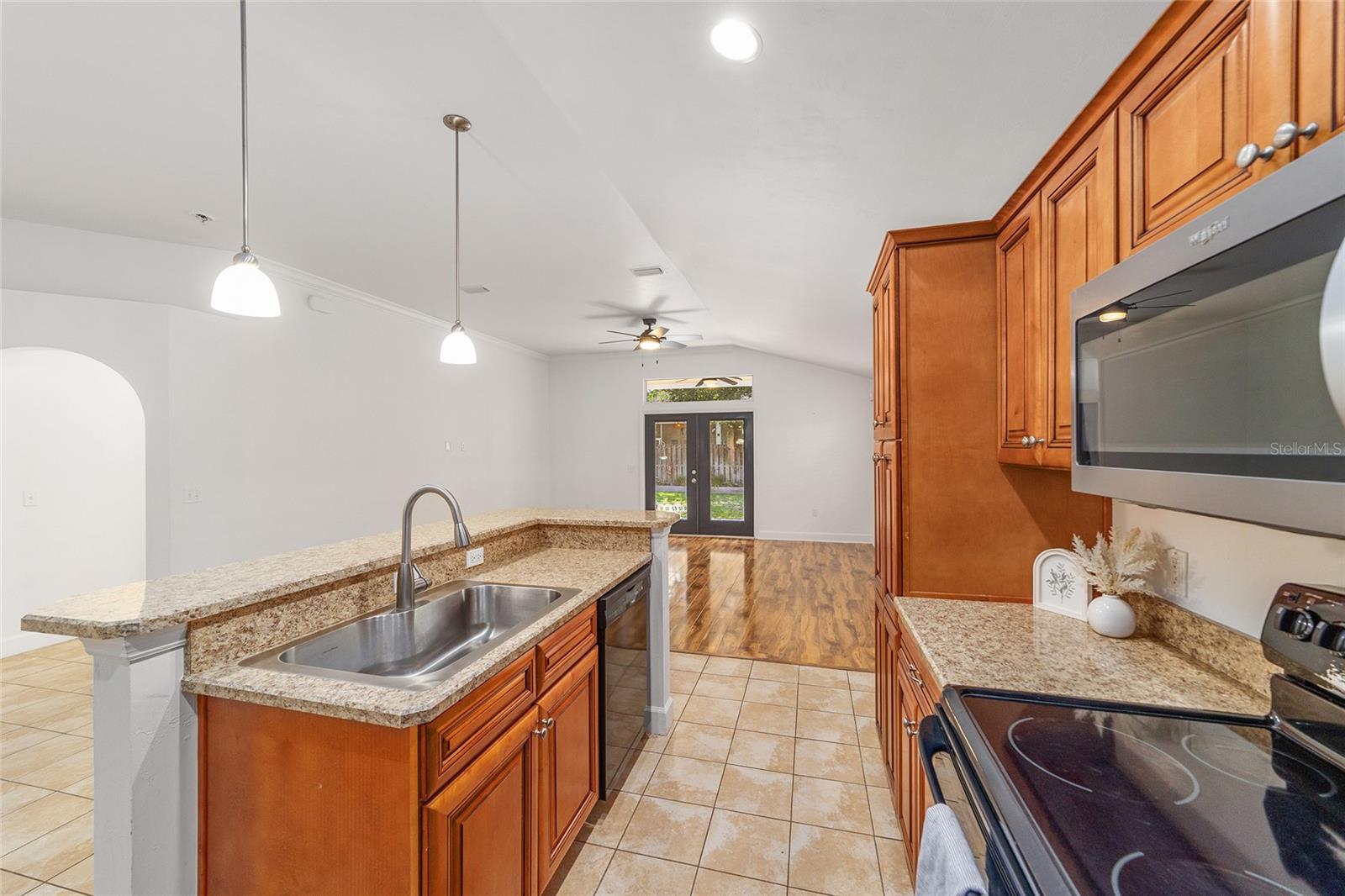 Image 20 of 55 For 11764 60th Drive