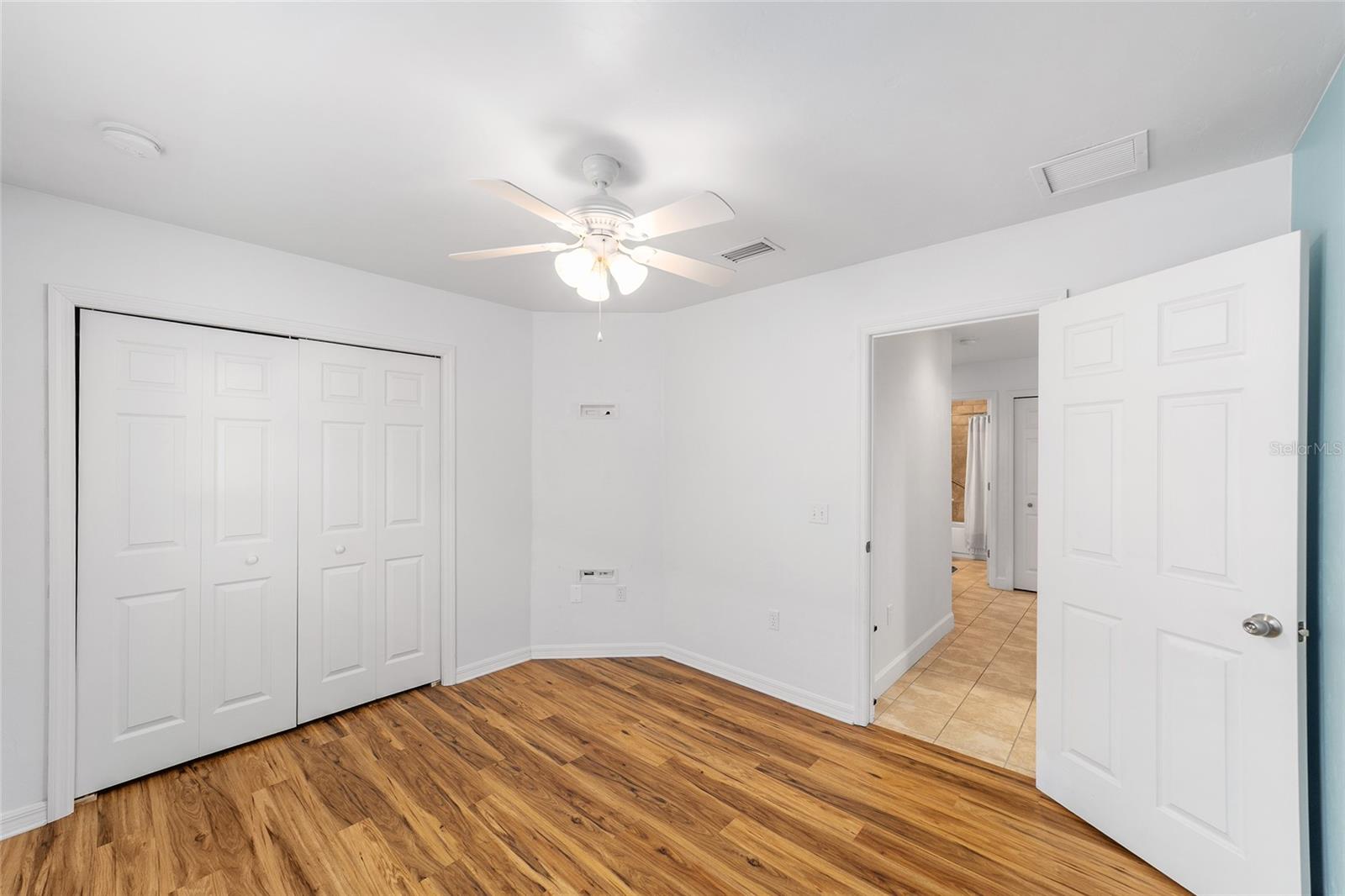 Image 27 of 55 For 11764 60th Drive