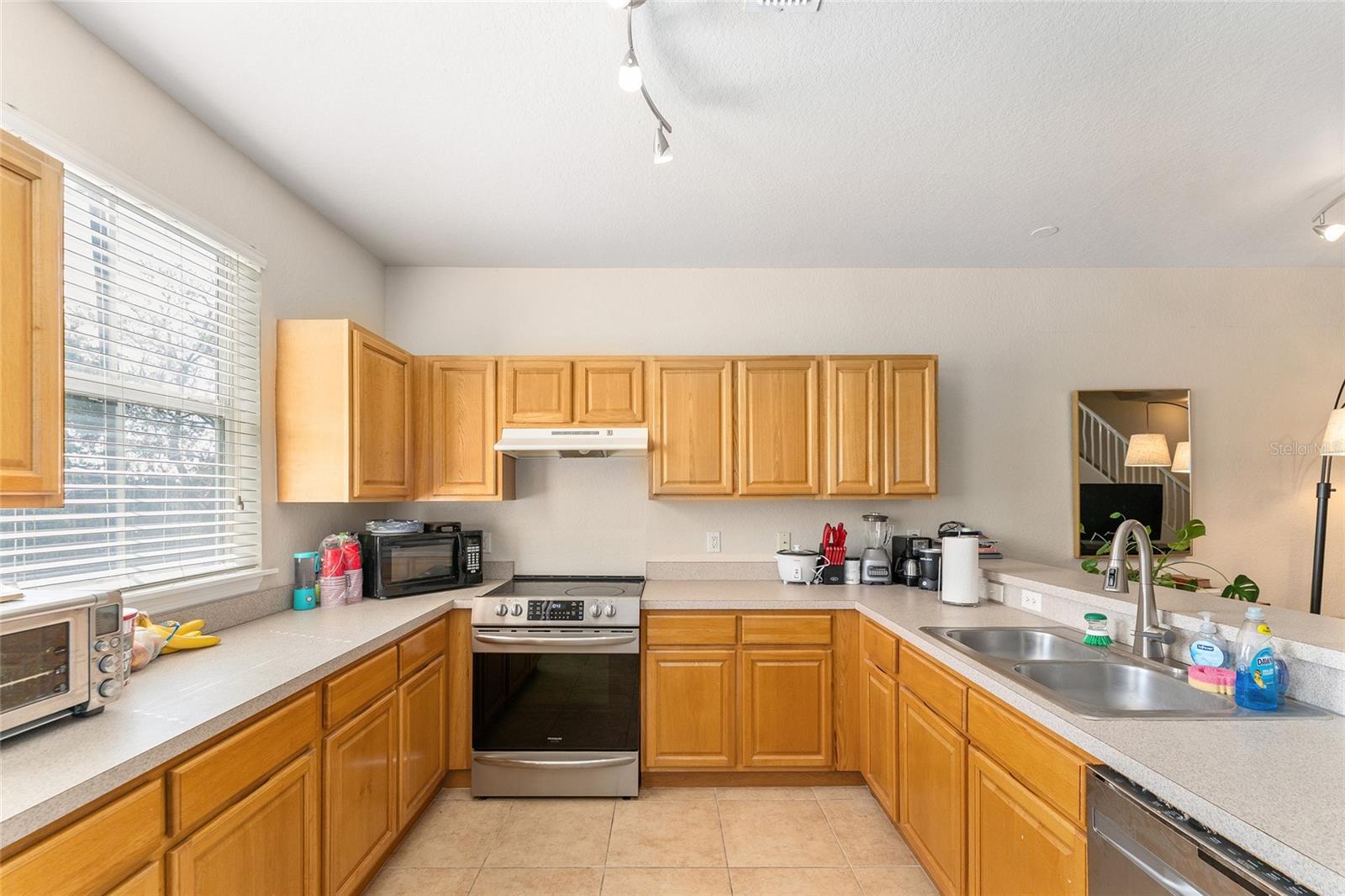 Image 13 of 29 For 621 10th Street 208