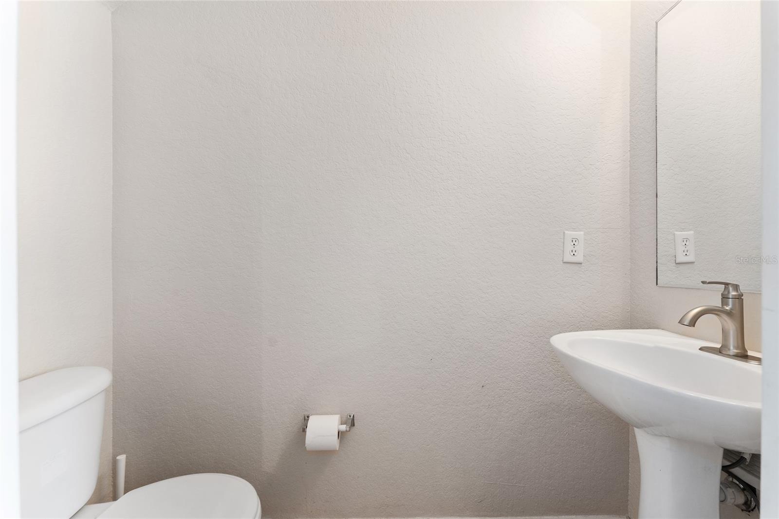 Image 17 of 29 For 621 10th Street 208