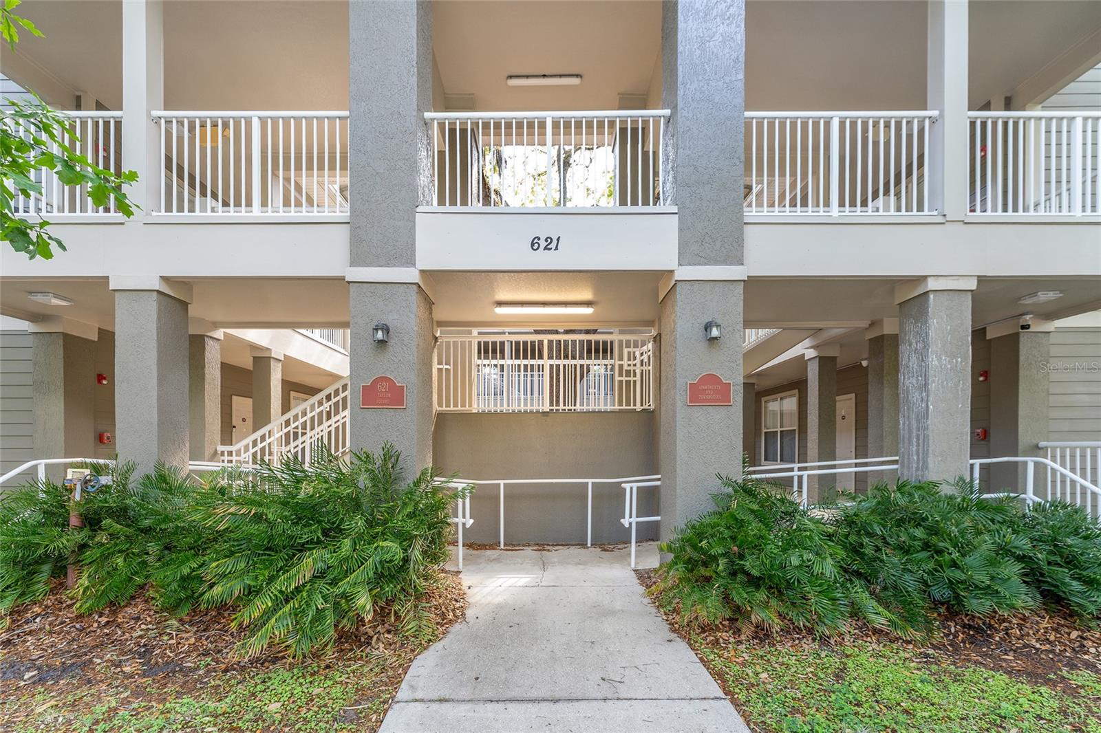 Image 2 of 29 For 621 10th Street 208