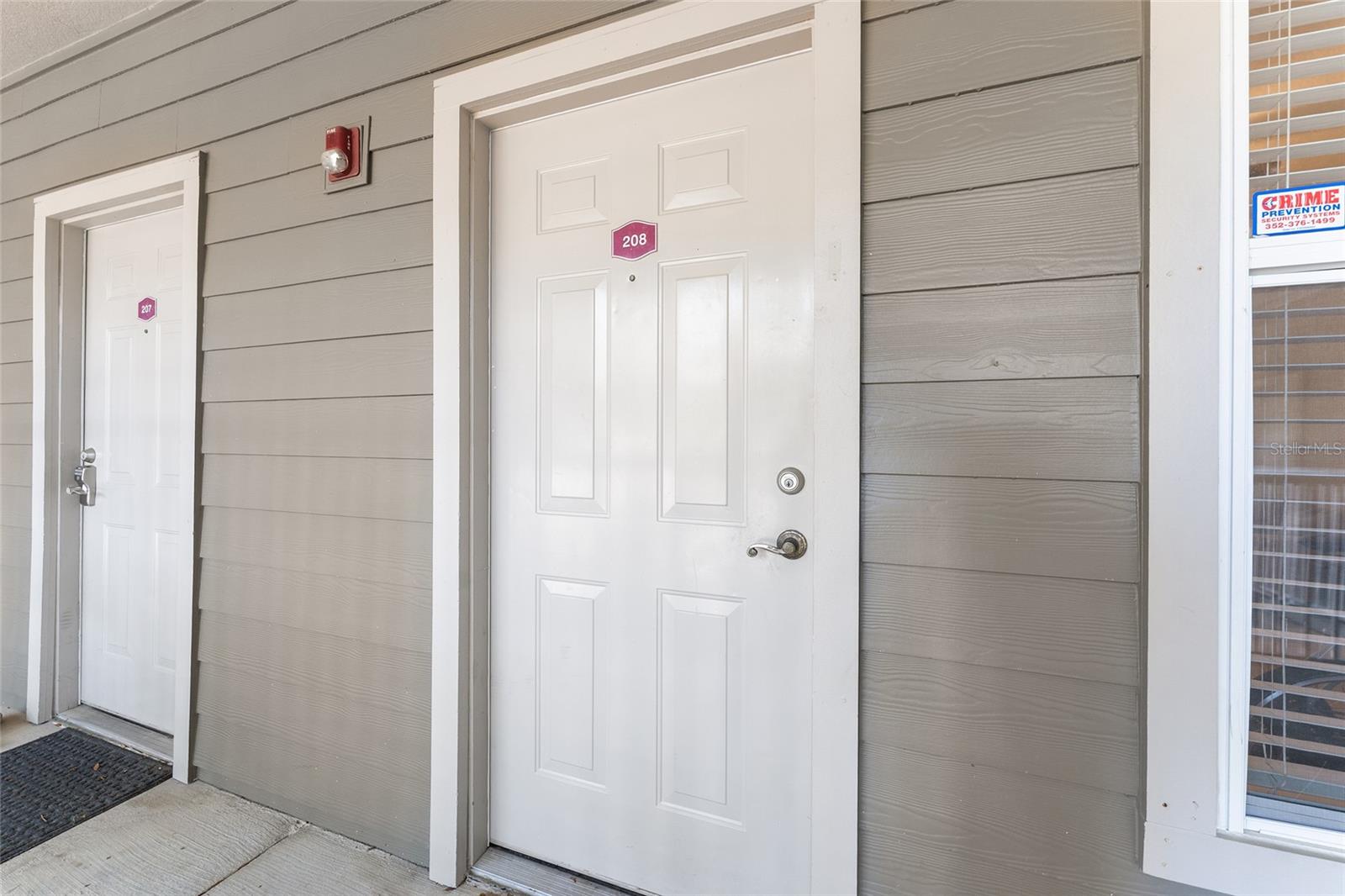 Image 4 of 29 For 621 10th Street 208