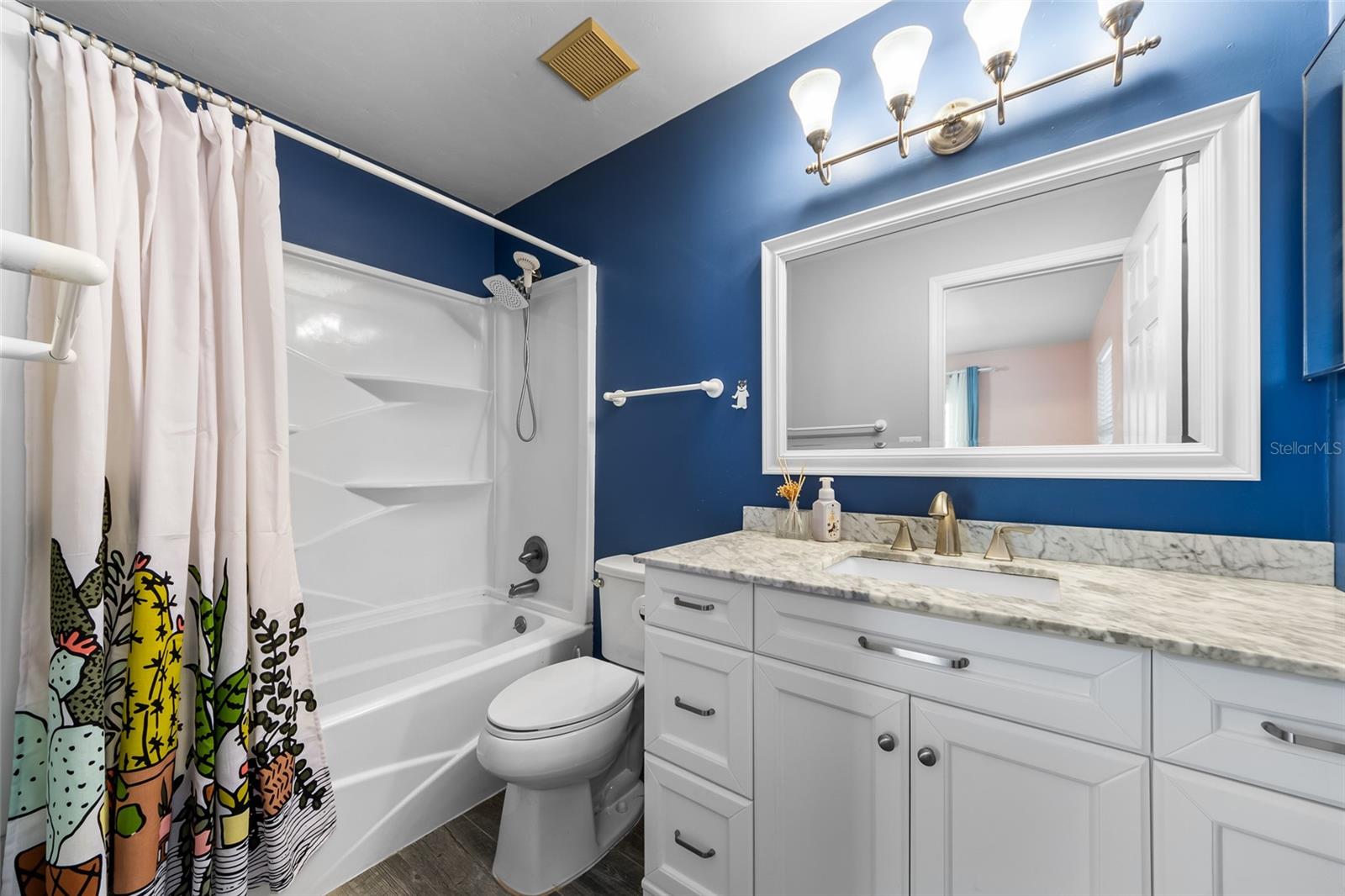 Image 18 of 48 For 5908 36th Place