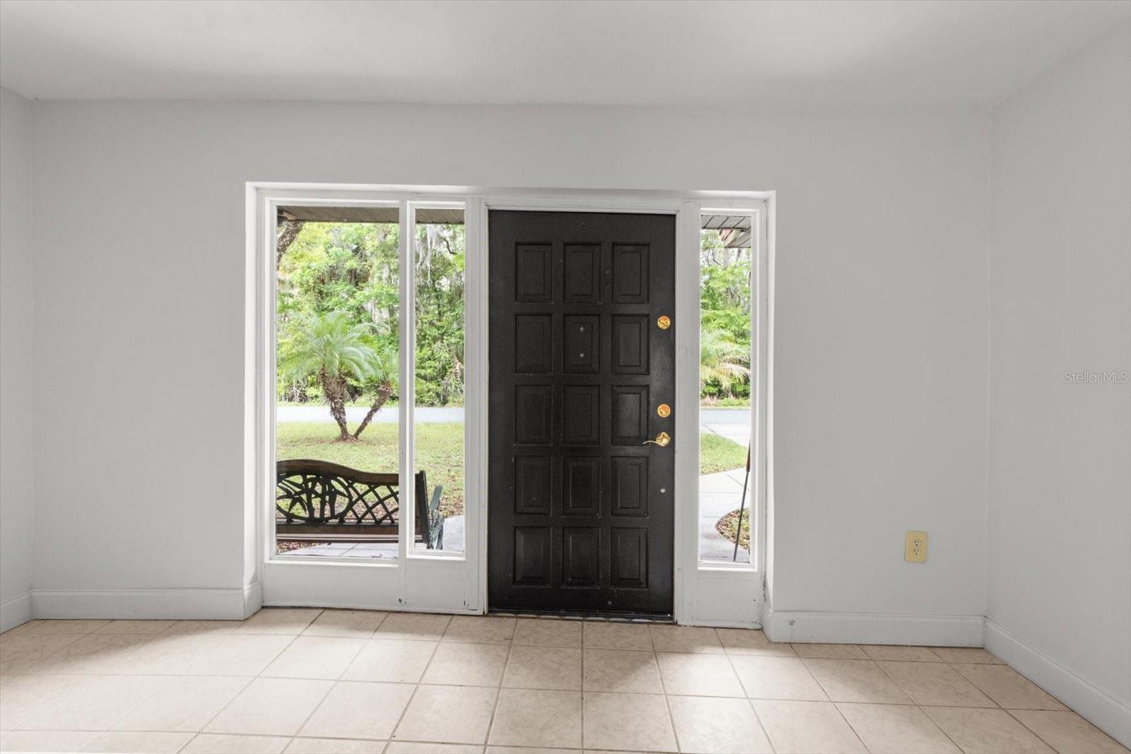 Image 13 of 61 For 841 Palm Springs Terrace