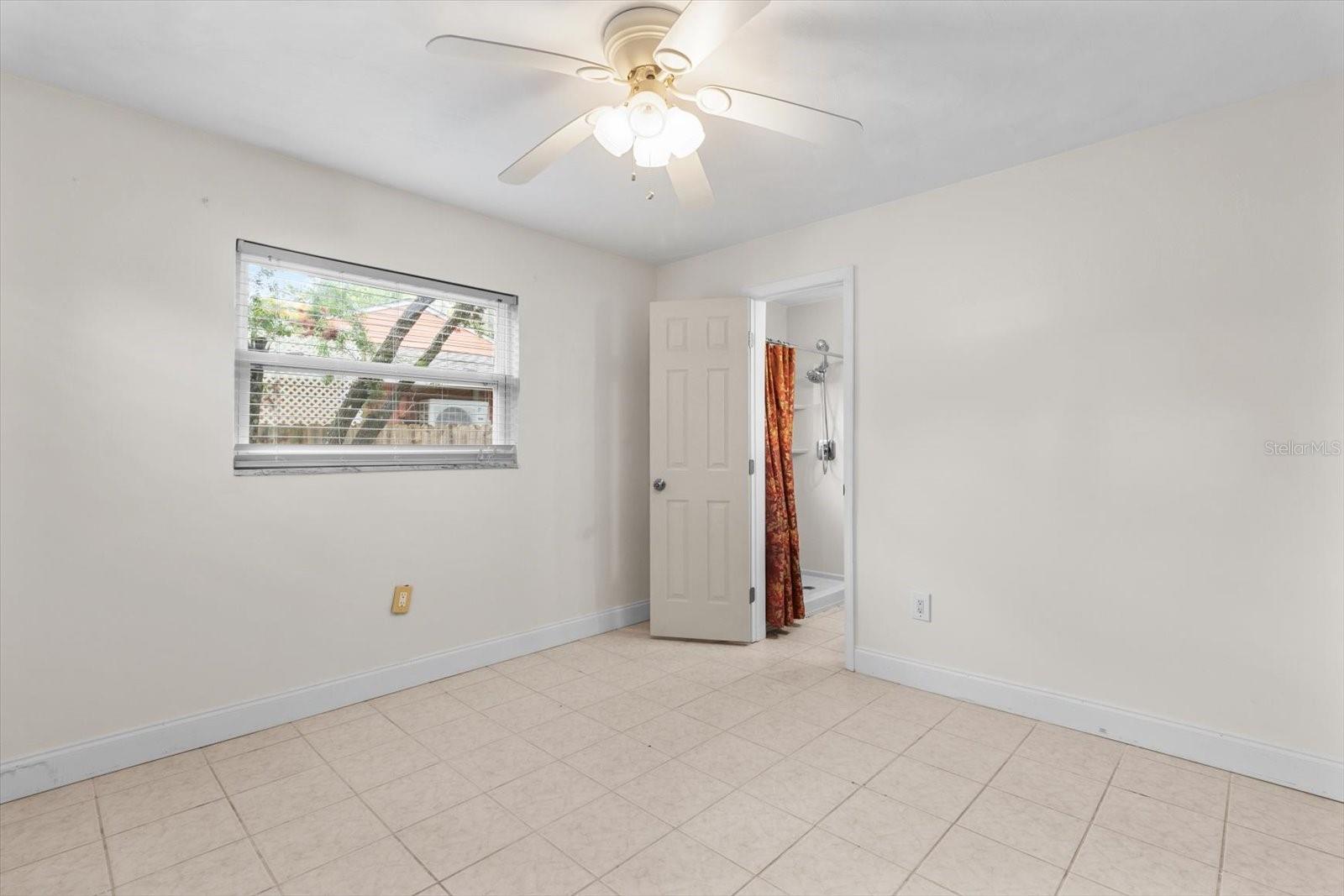 Image 27 of 61 For 841 Palm Springs Terrace