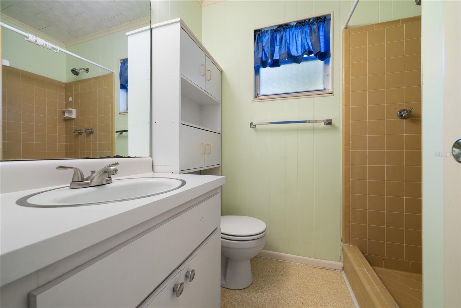 Image 34 of 43 For 1909 36th Drive