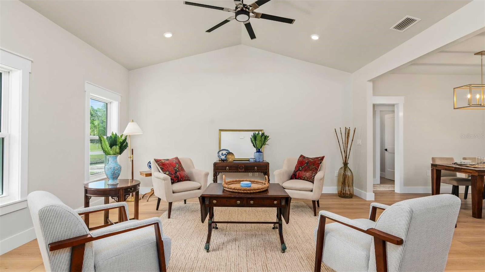 Image 10 of 42 For 10055 Fox Hollow Drive
