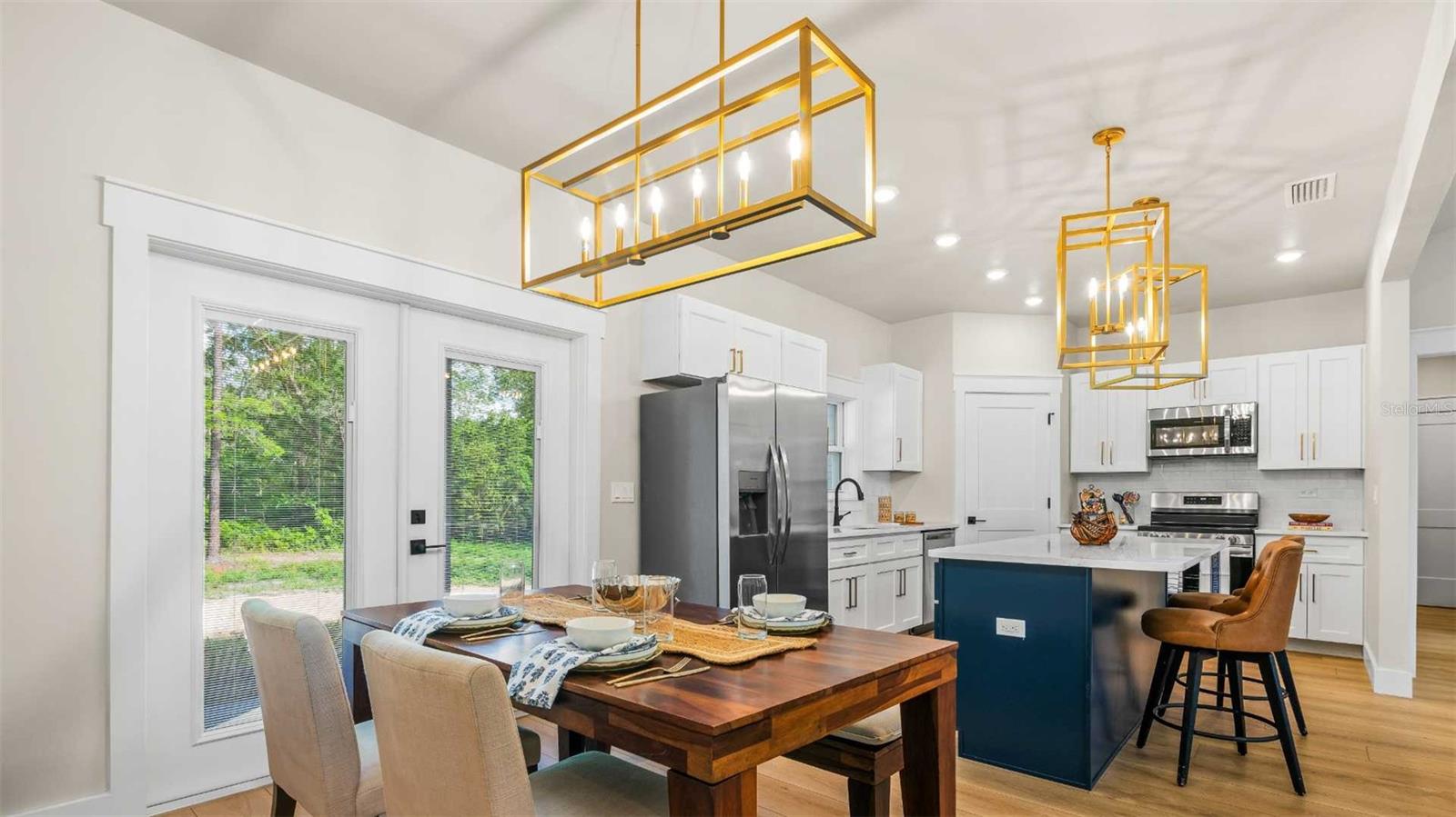 Image 4 of 42 For 10055 Fox Hollow Drive