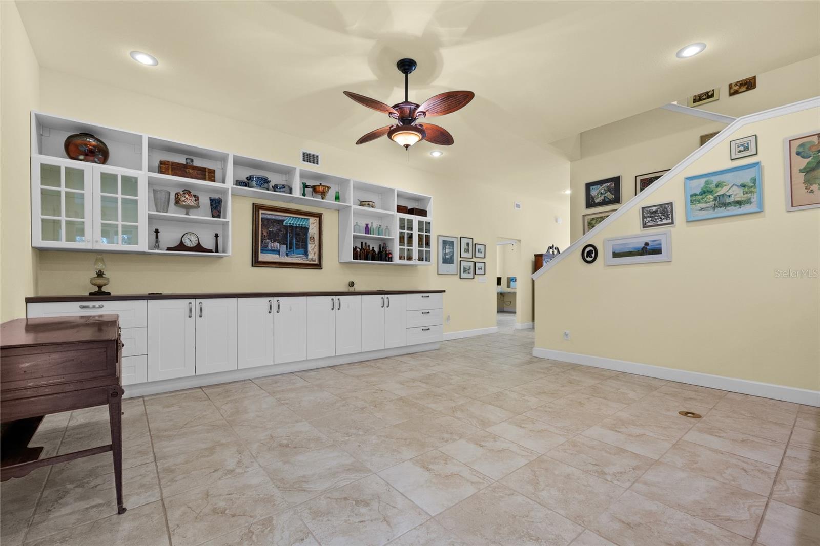 Image 13 of 41 For 6382 48th Drive