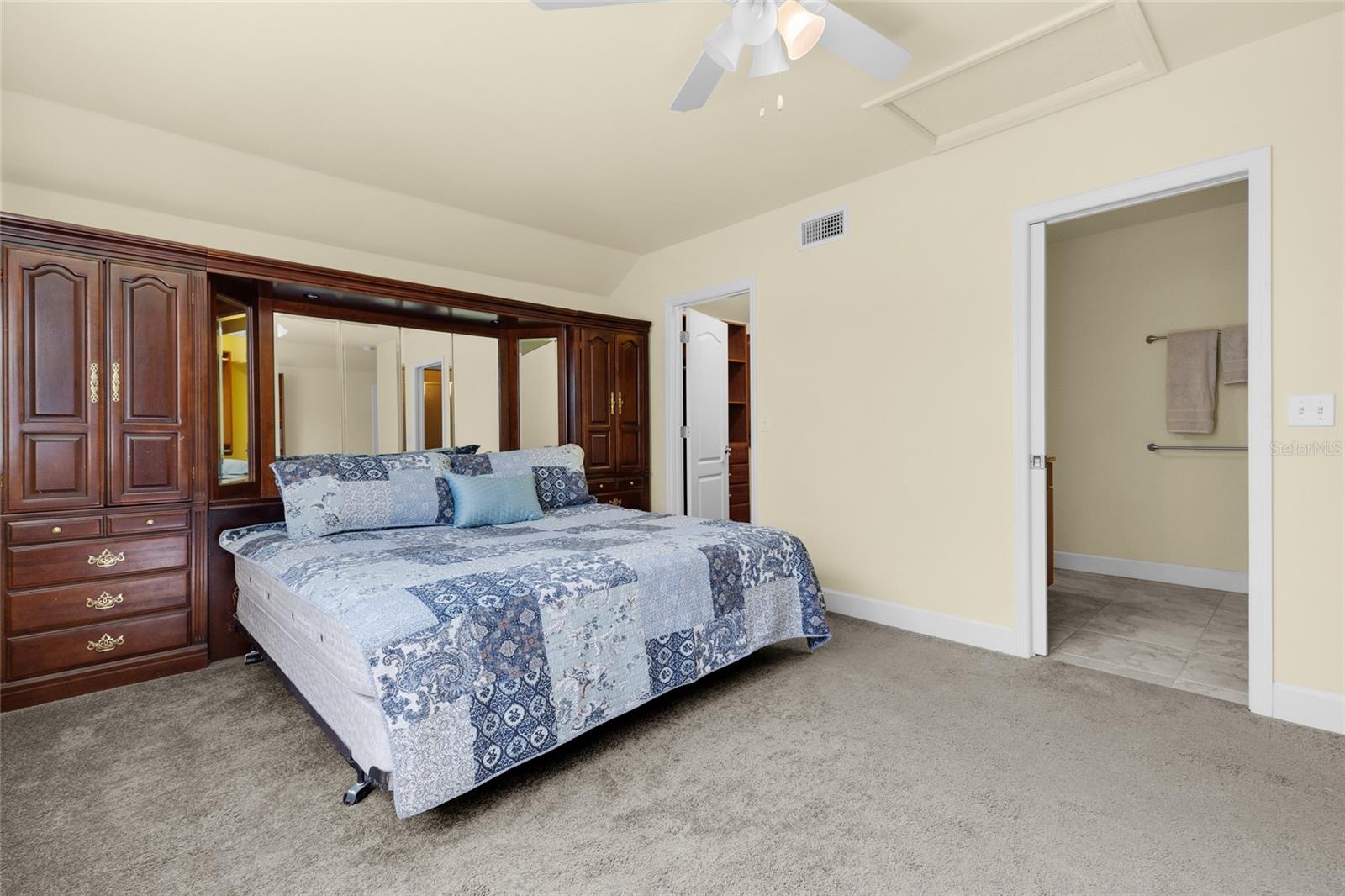 Image 27 of 41 For 6382 48th Drive