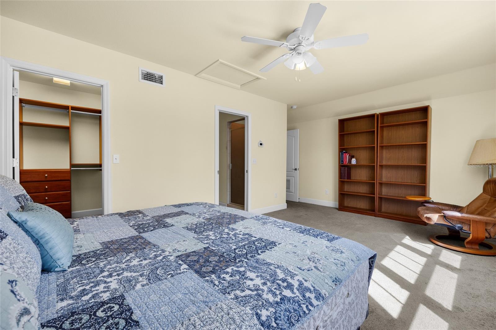 Image 29 of 41 For 6382 48th Drive