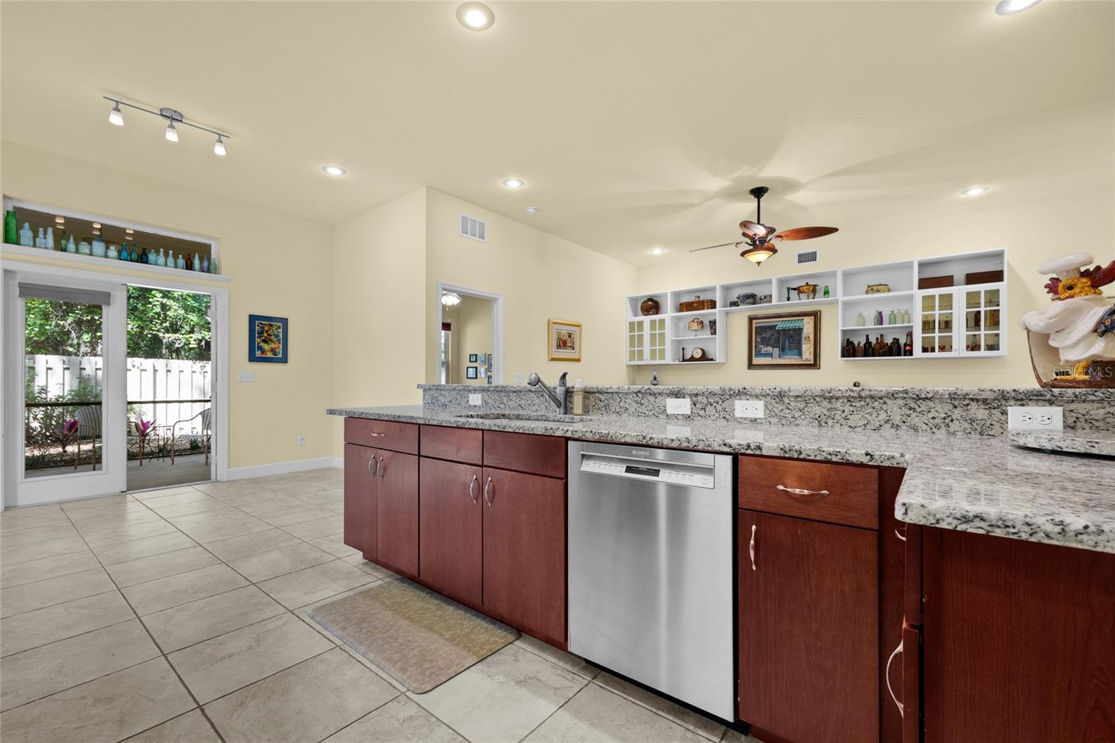 Image 6 of 41 For 6382 48th Drive