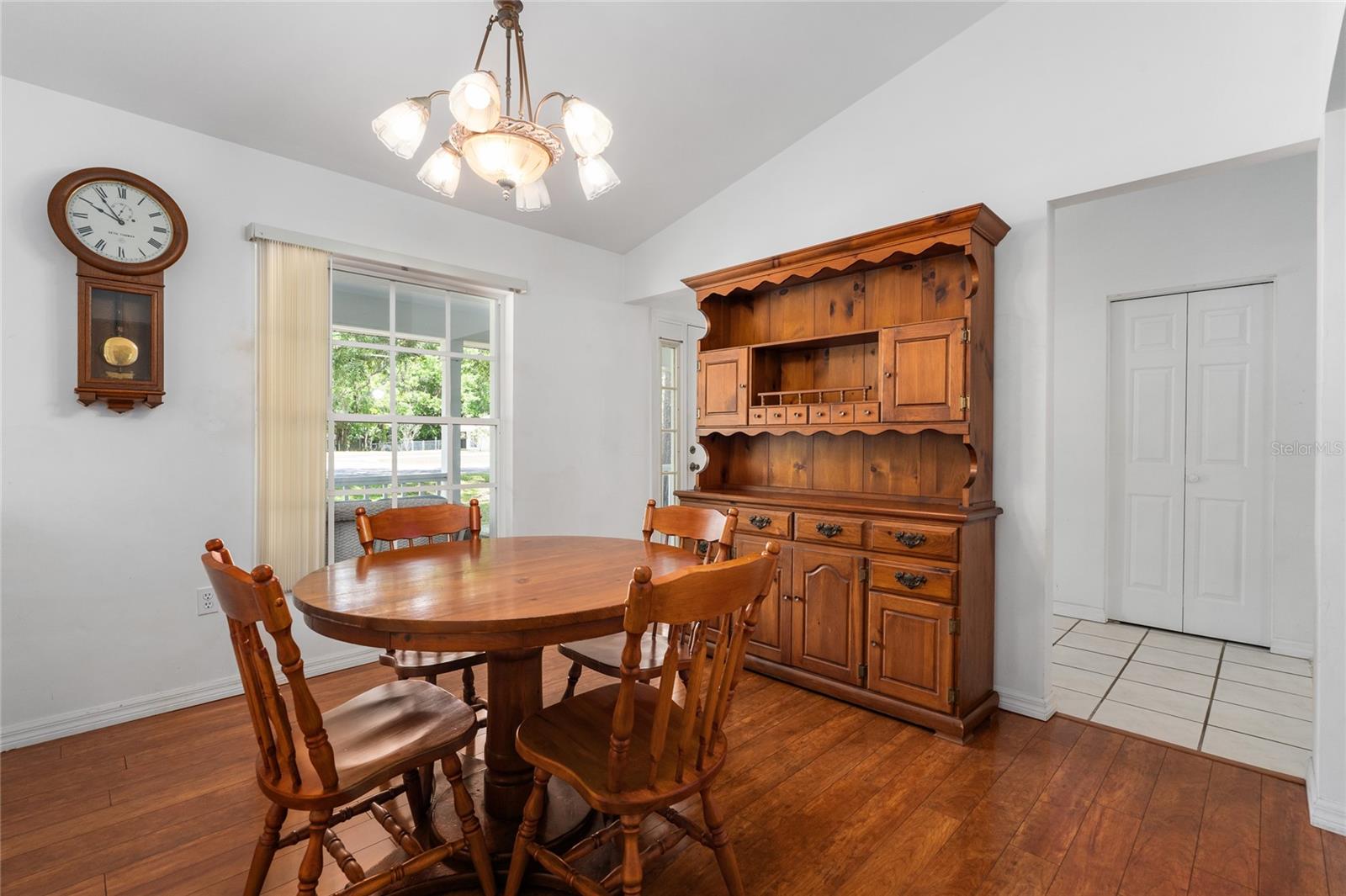 Image 12 of 39 For 608 10th Boulevard