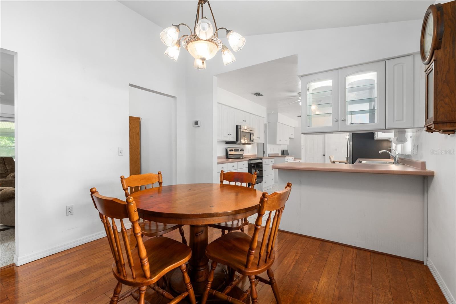 Image 13 of 39 For 608 10th Boulevard