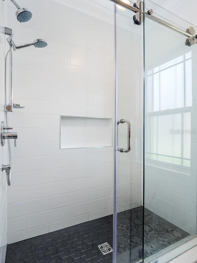 Image 12 of 27 For 8775 80th Avenue