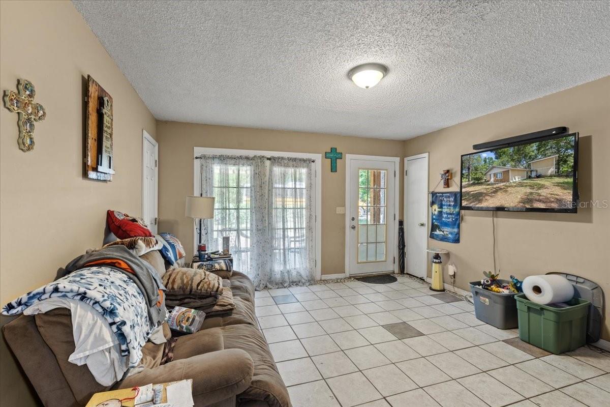 Image 4 of 47 For 8470 120th Street