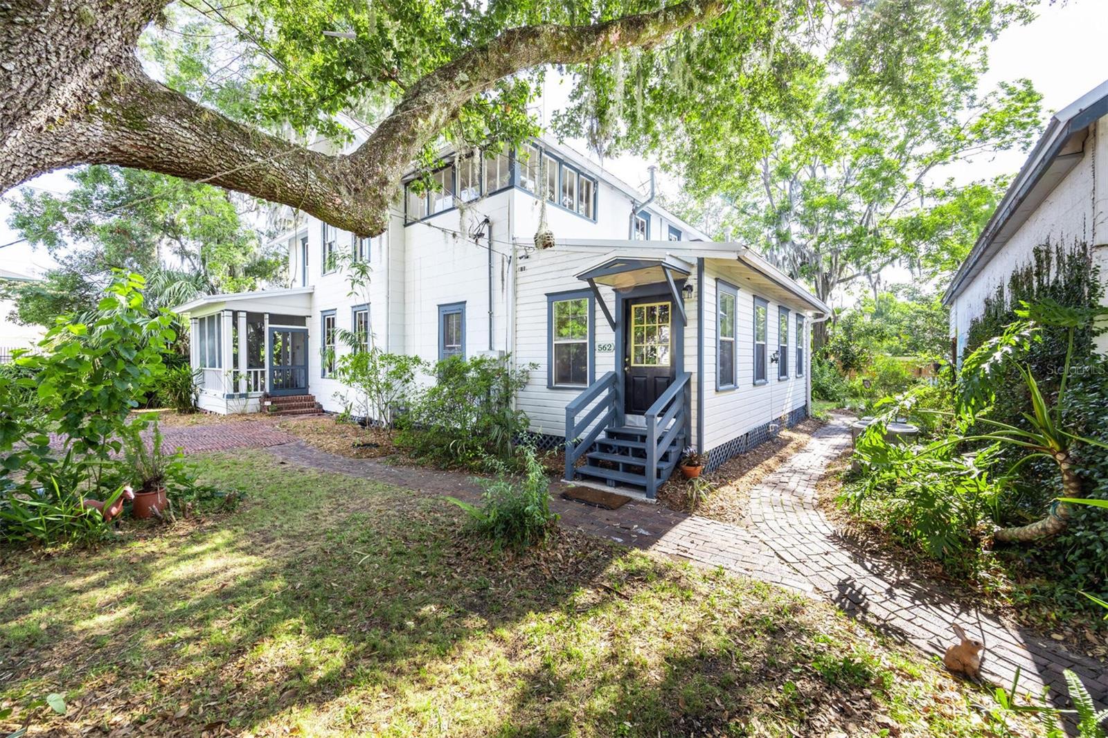 Image 10 of 89 For 562 2nd Avenue