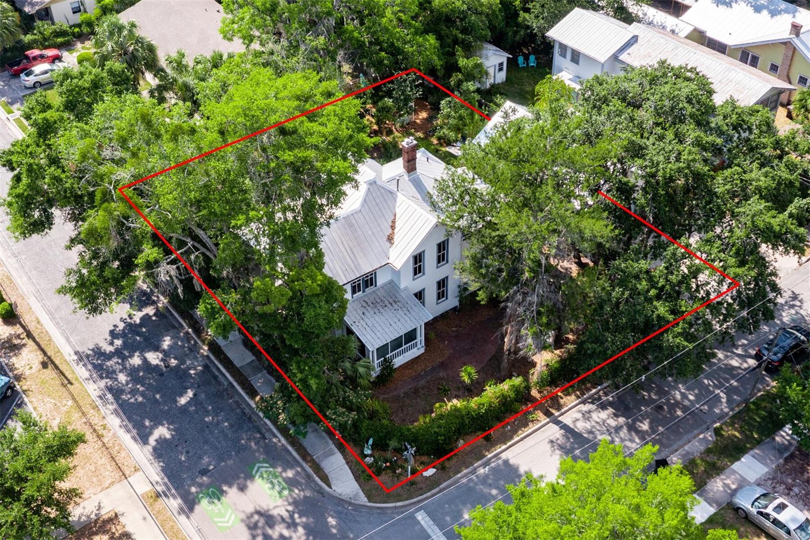 Image 6 of 89 For 562 2nd Avenue