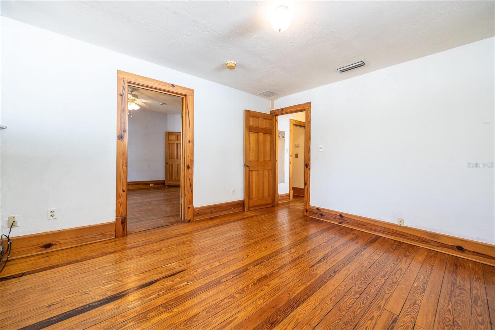 Image 61 of 89 For 562 2nd Avenue