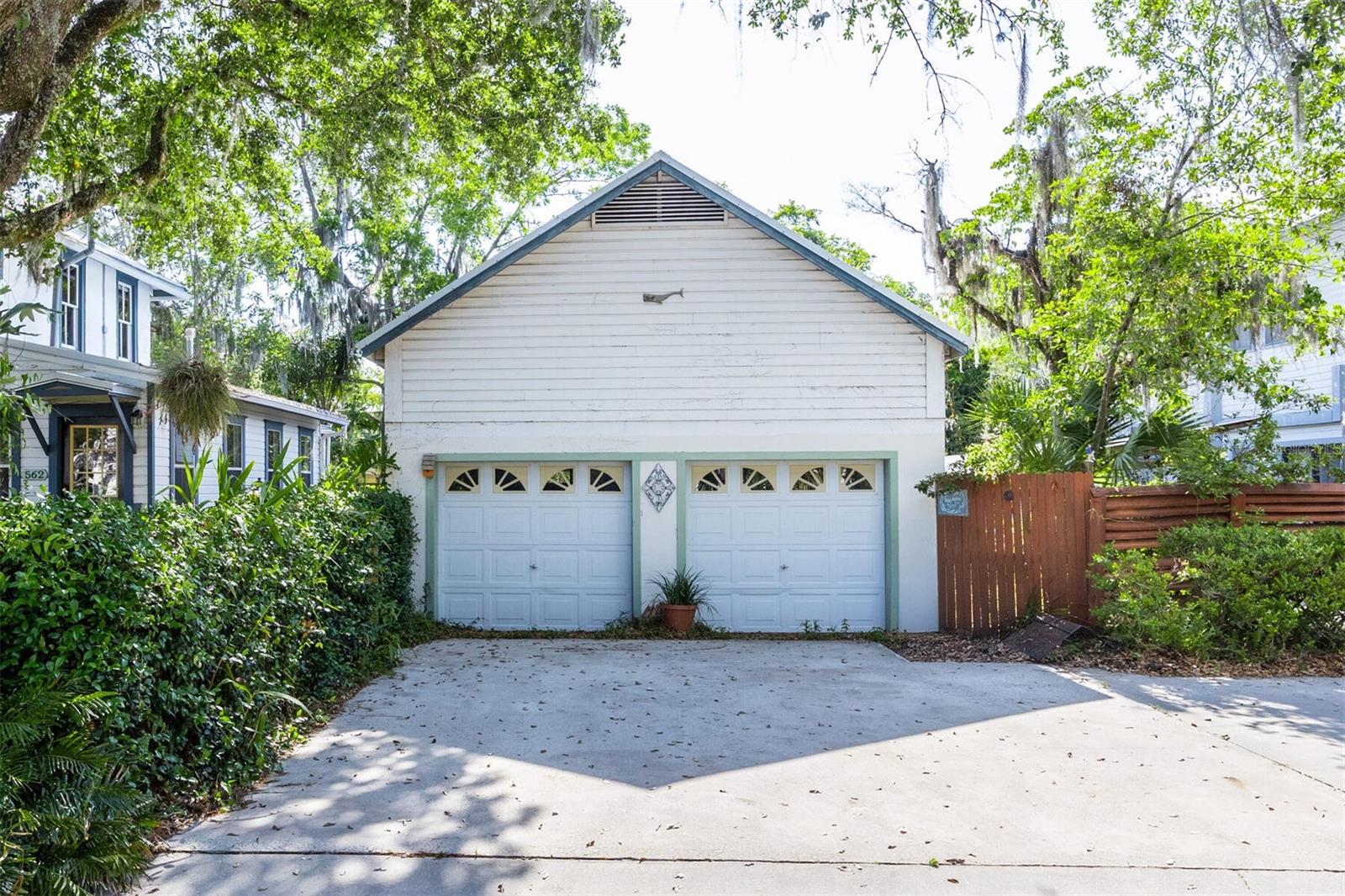 Image 80 of 89 For 562 2nd Avenue