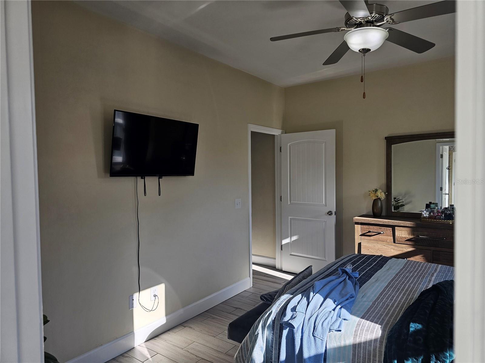 Image 24 of 27 For 16629 192nd Terrace