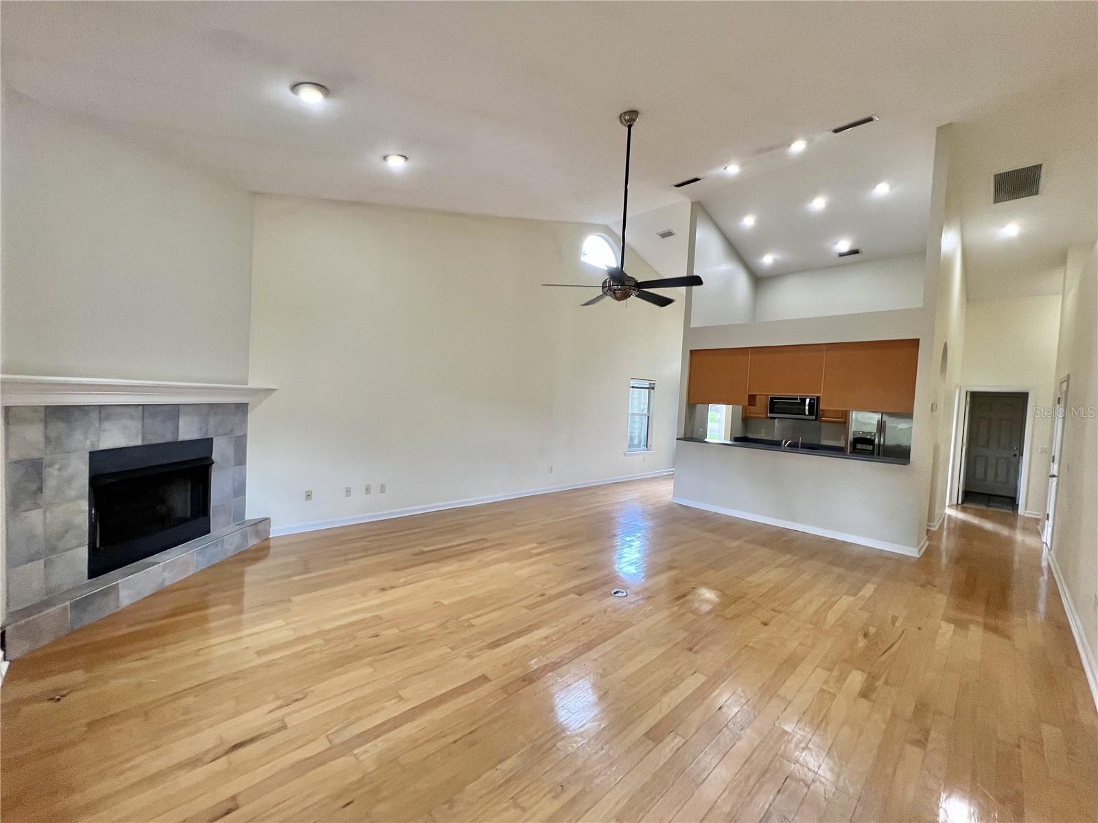 Image 3 of 14 For 11795 Creek Drive