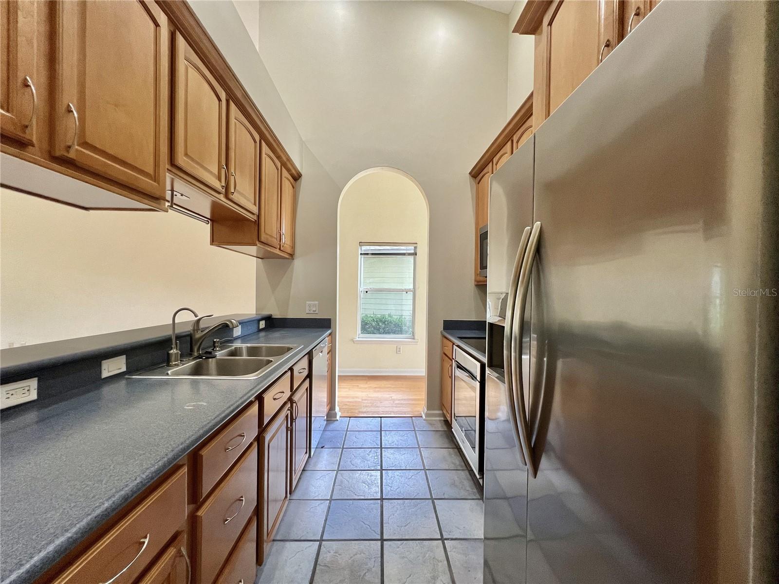 Image 6 of 14 For 11795 Creek Drive