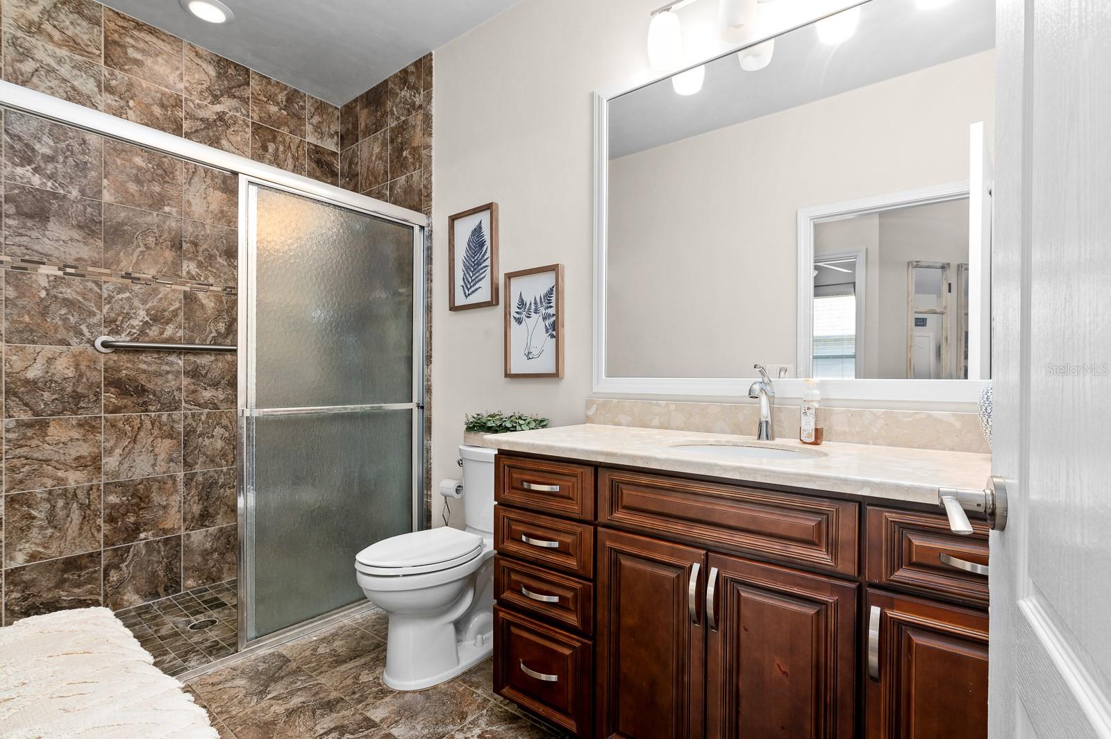 Image 23 of 39 For 7916 80th Drive