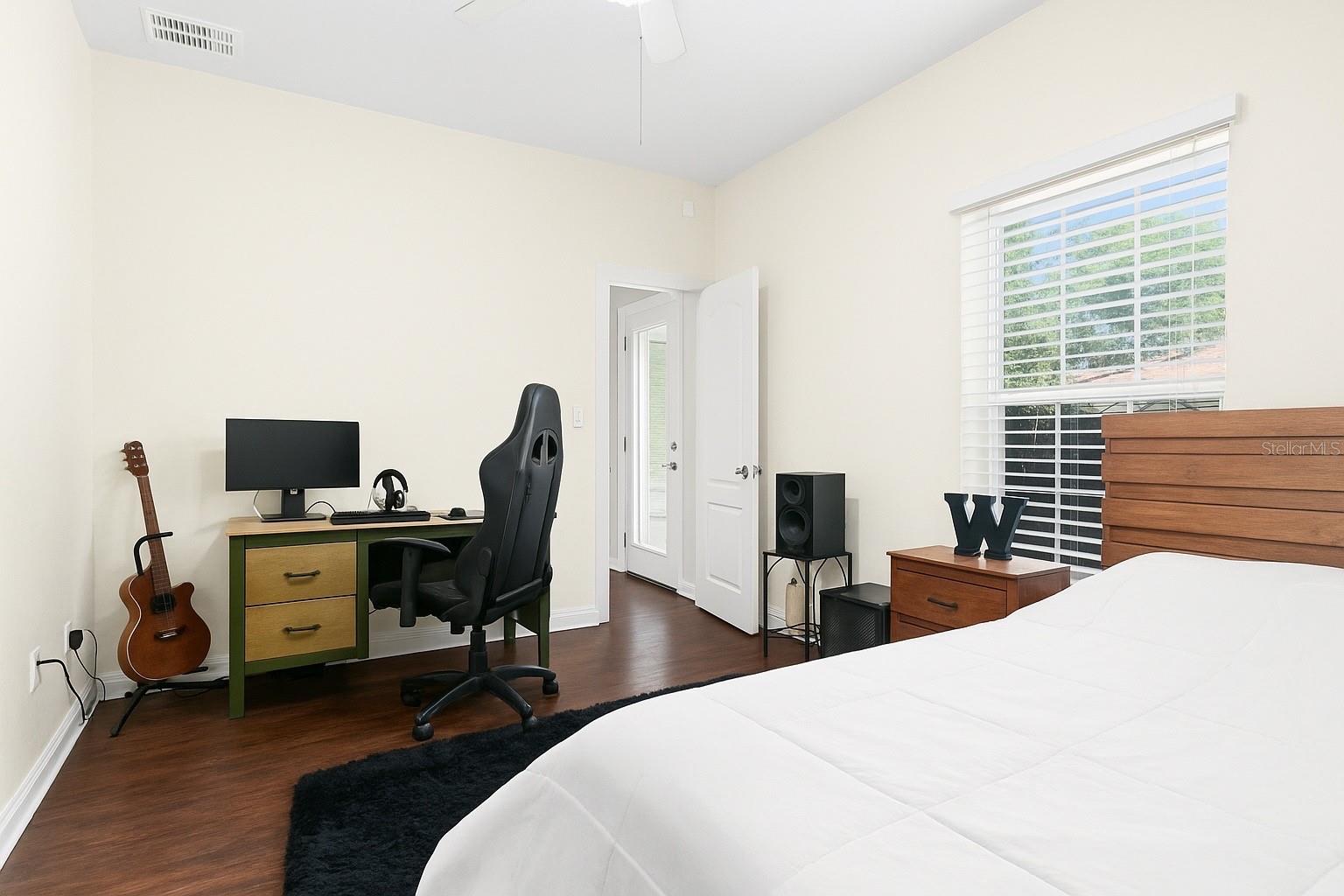 Image 25 of 39 For 7916 80th Drive