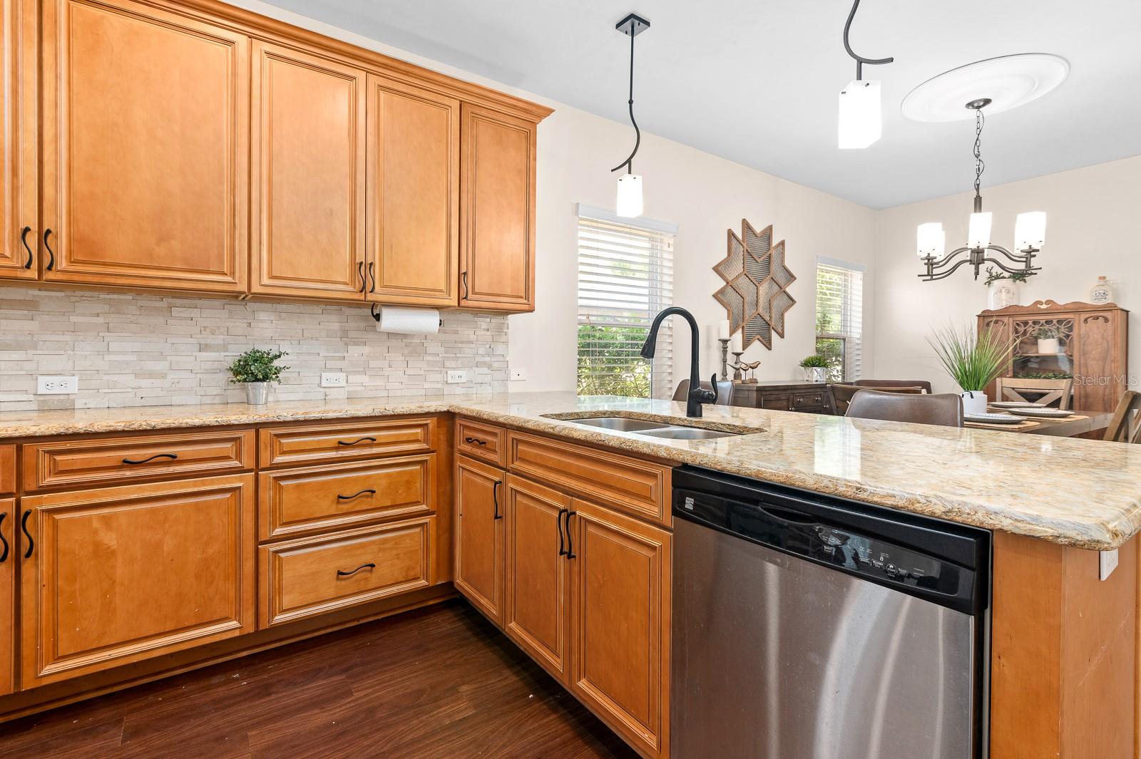 Image 9 of 39 For 7916 80th Drive