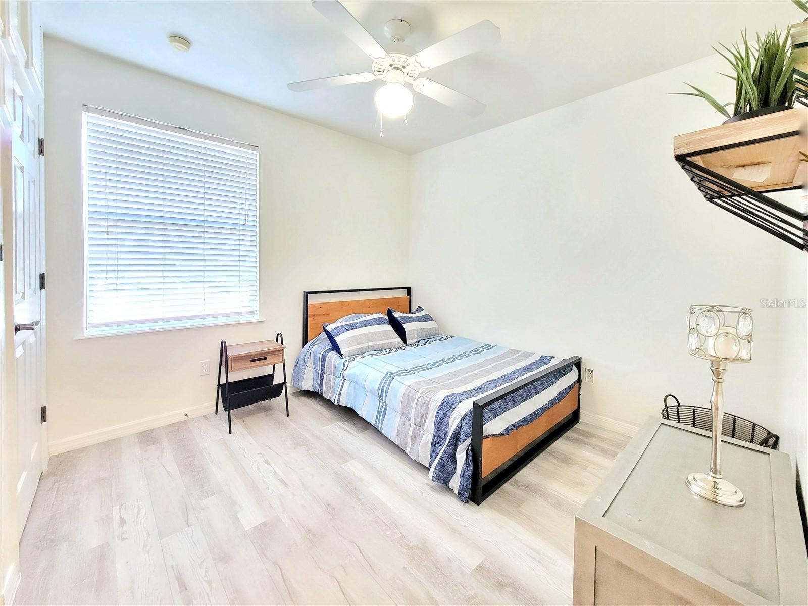 Image 18 of 21 For 1220 1st Avenue 209
