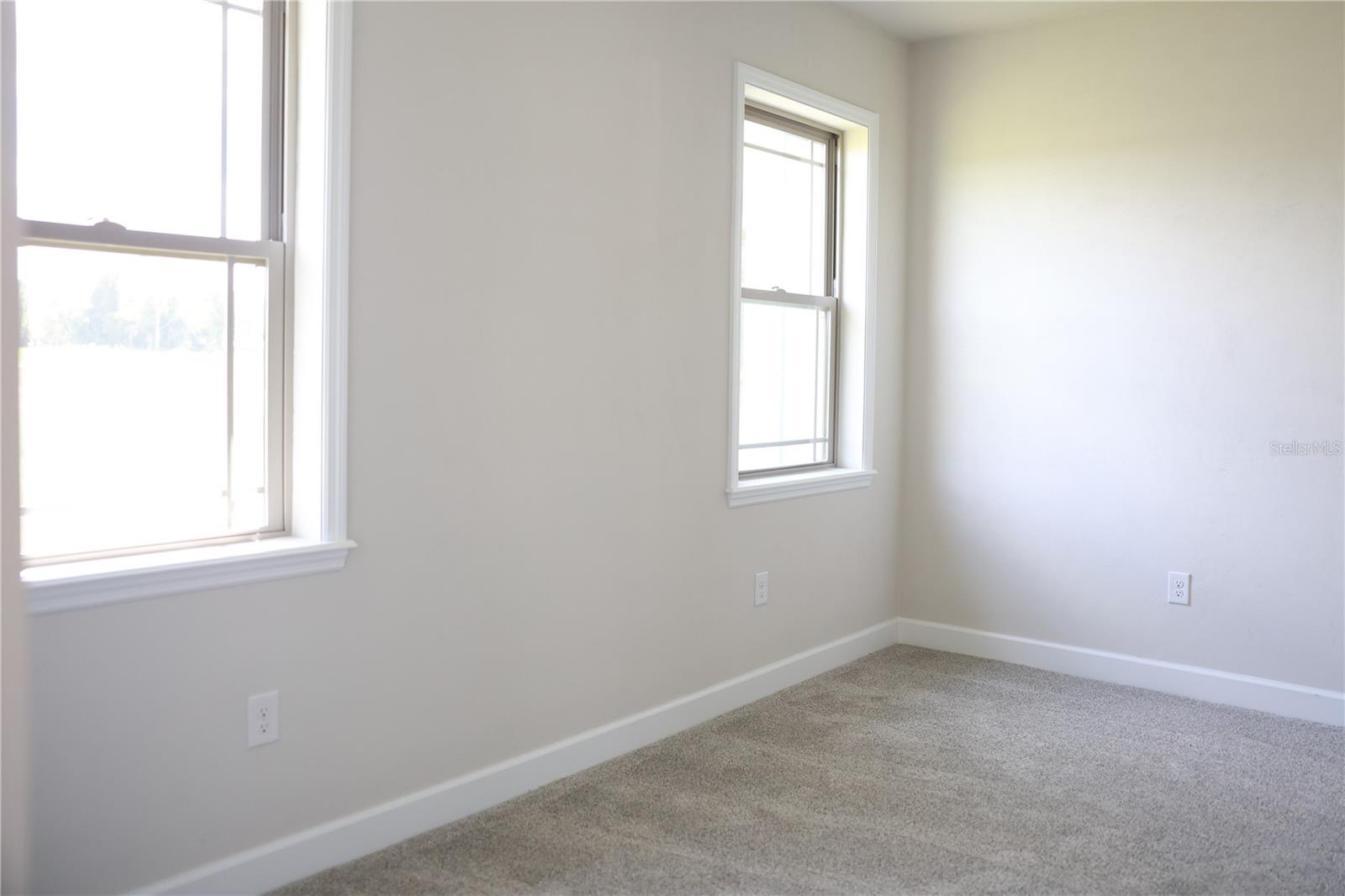 Listing photo id 10 for 24695 21st Lane