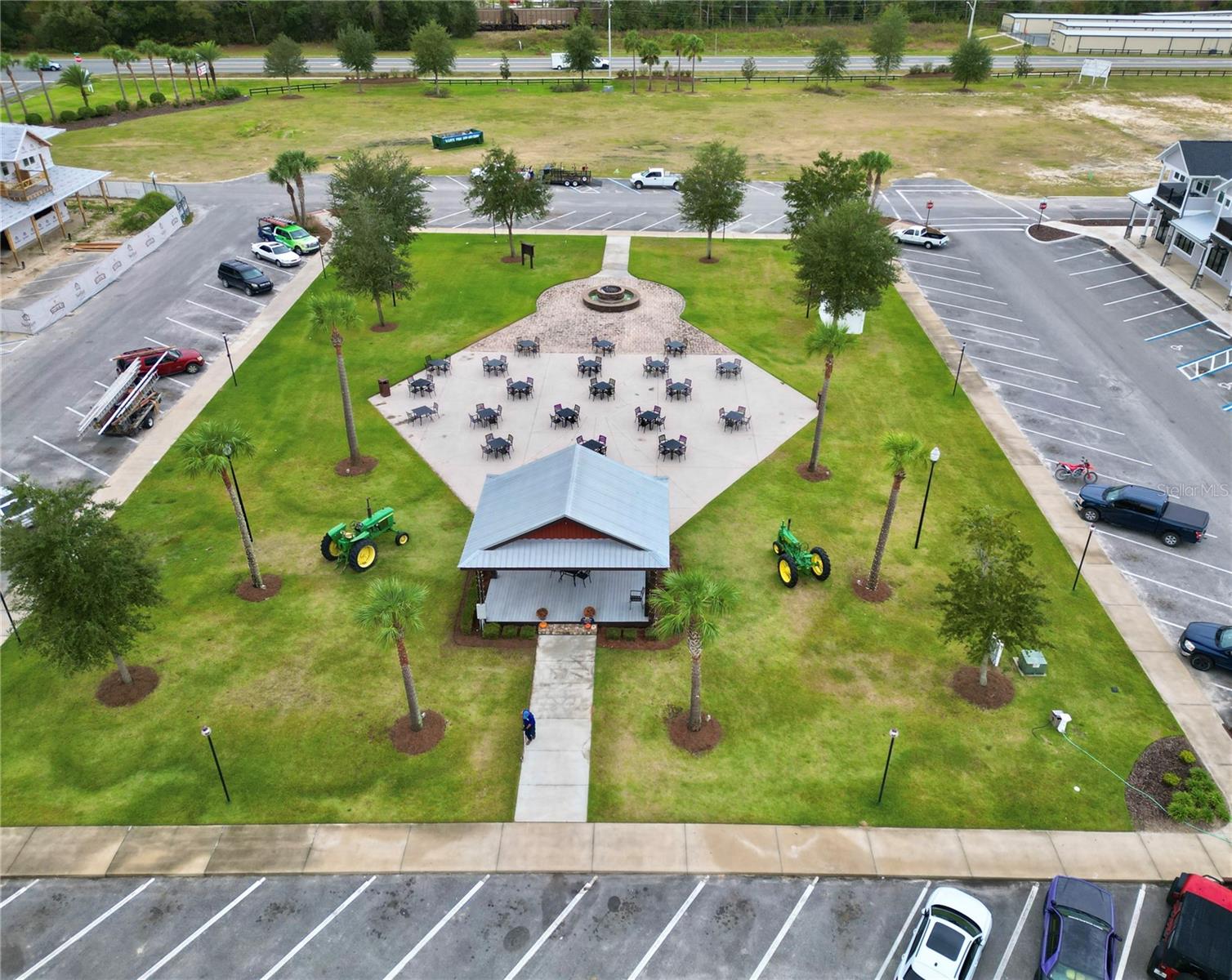 Listing photo id 16 for 24695 21st Lane